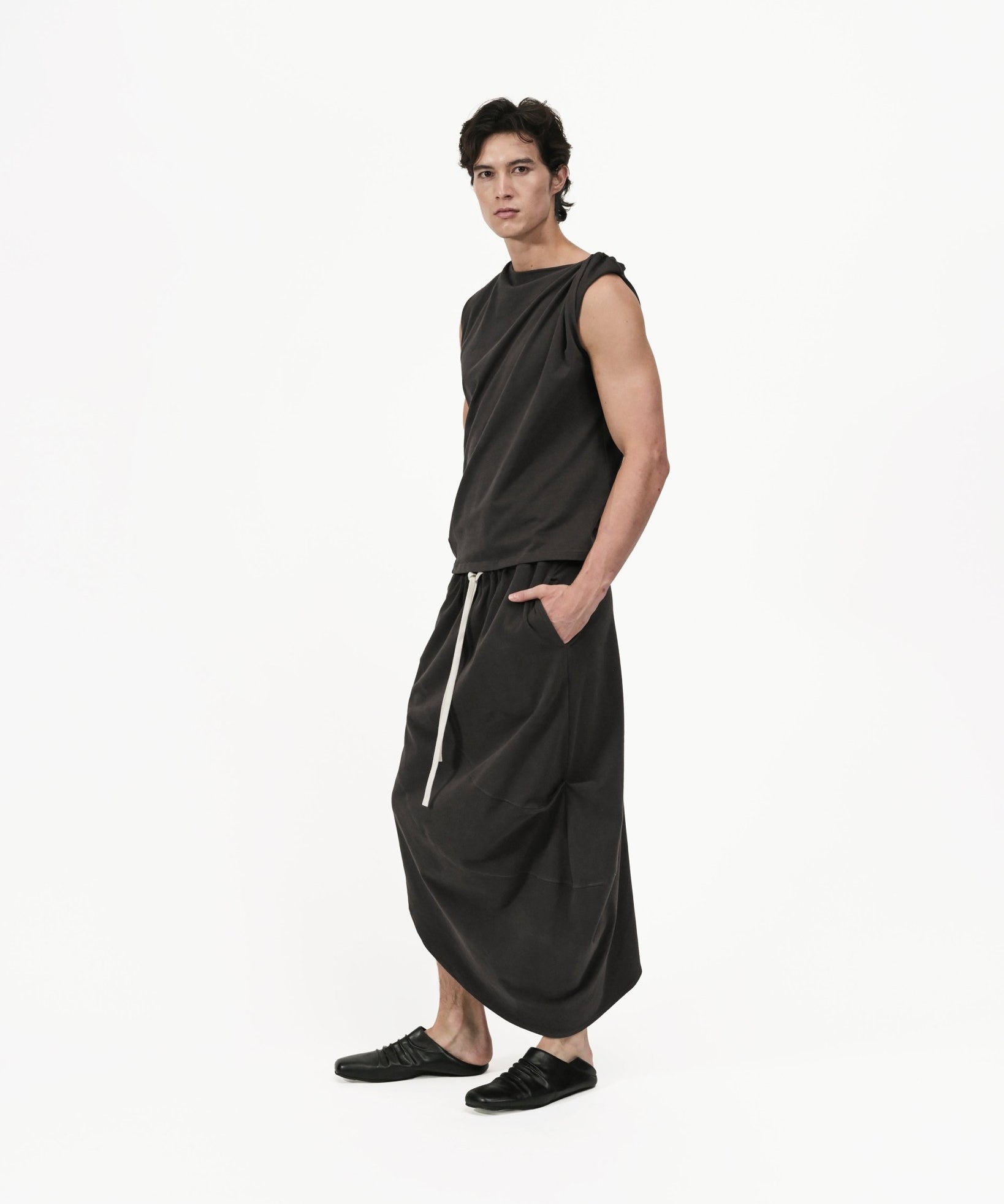 Asymmetry Knit Skirt - Charcoal - G R A Y E