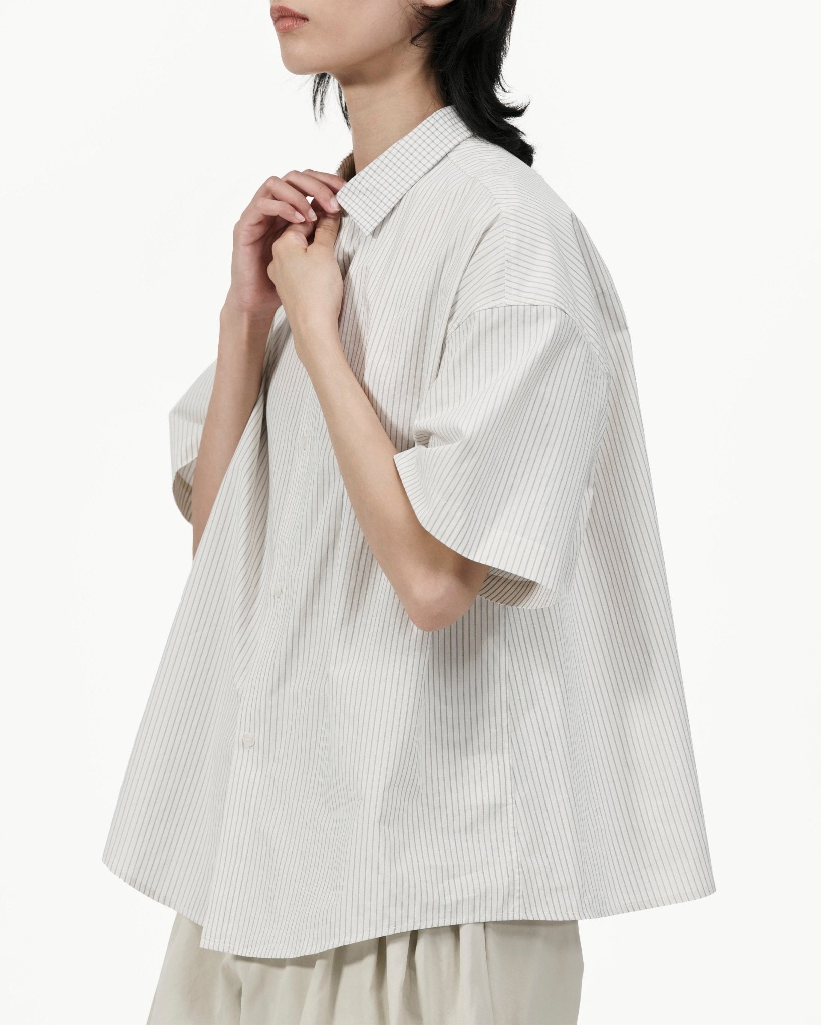 Flare Back Stripe Shirt - G R A Y E