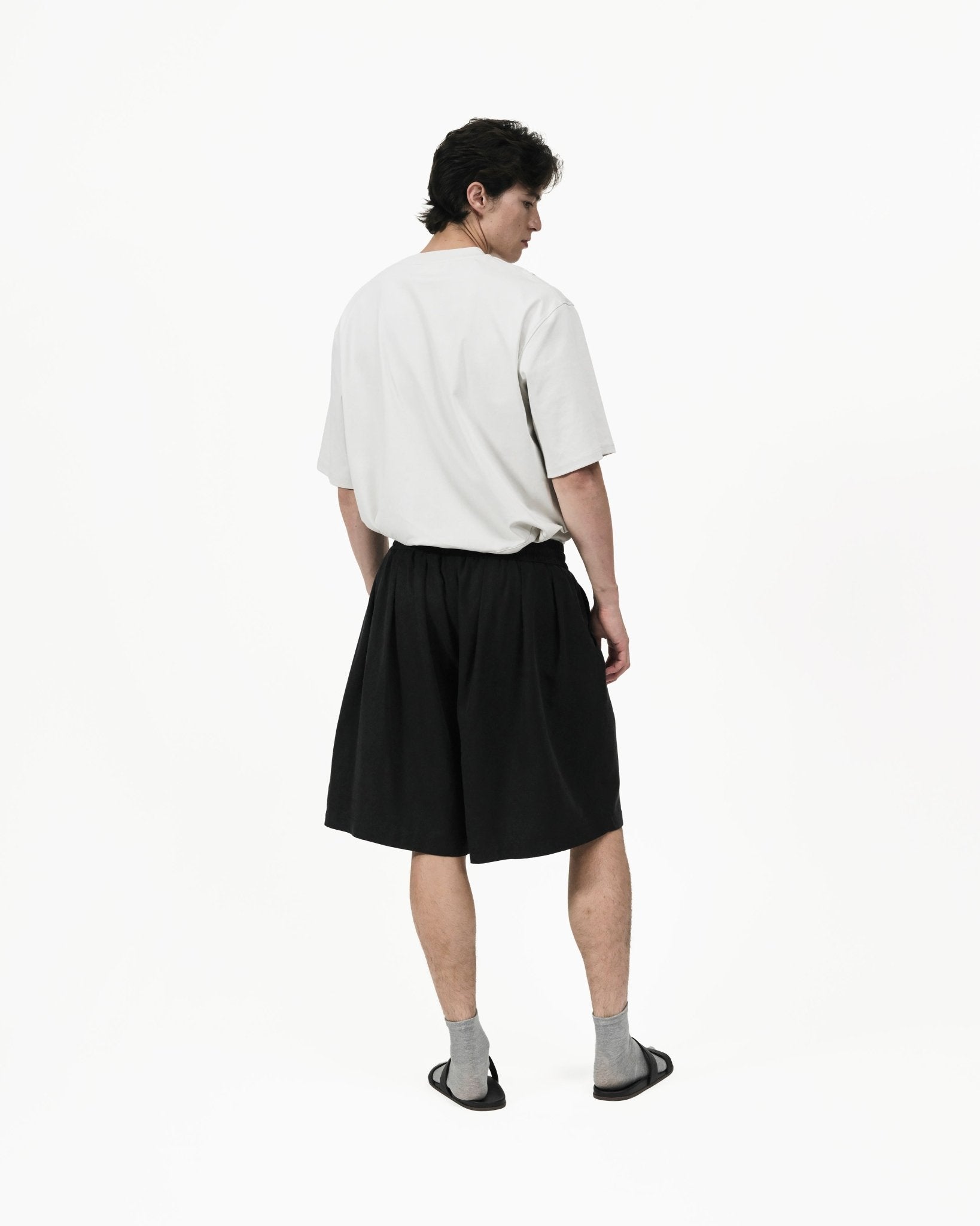 Fluid Pleat Shorts - G R A Y E