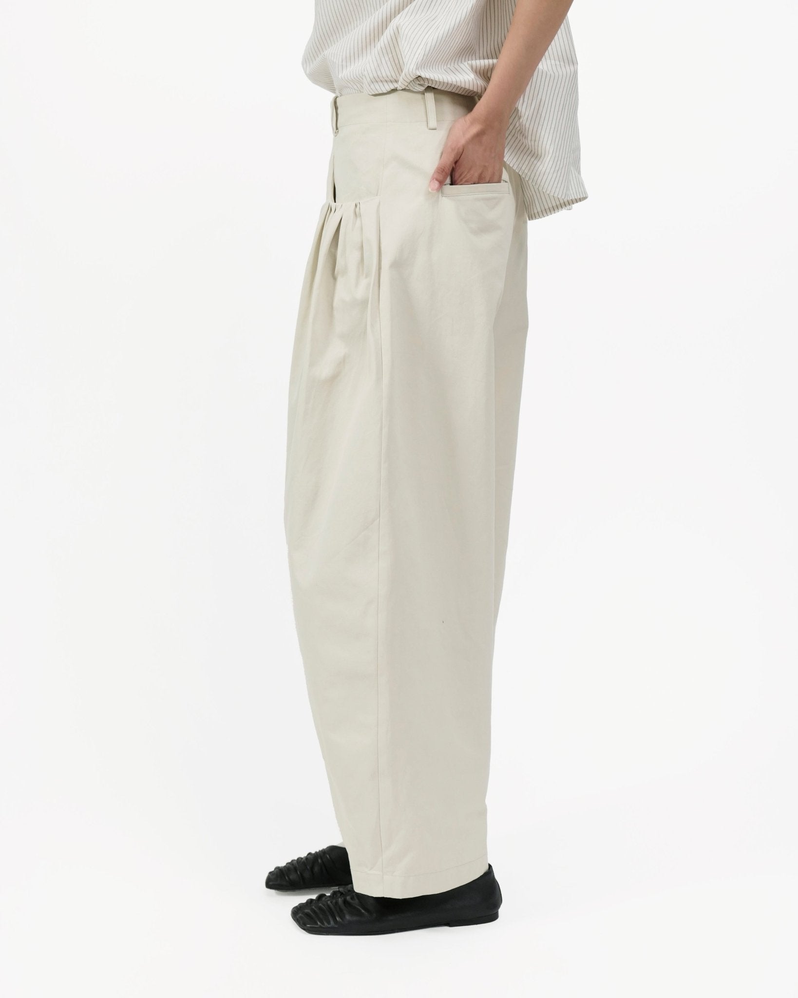 Gather Pocket Cocoon Trousers - G R A Y E