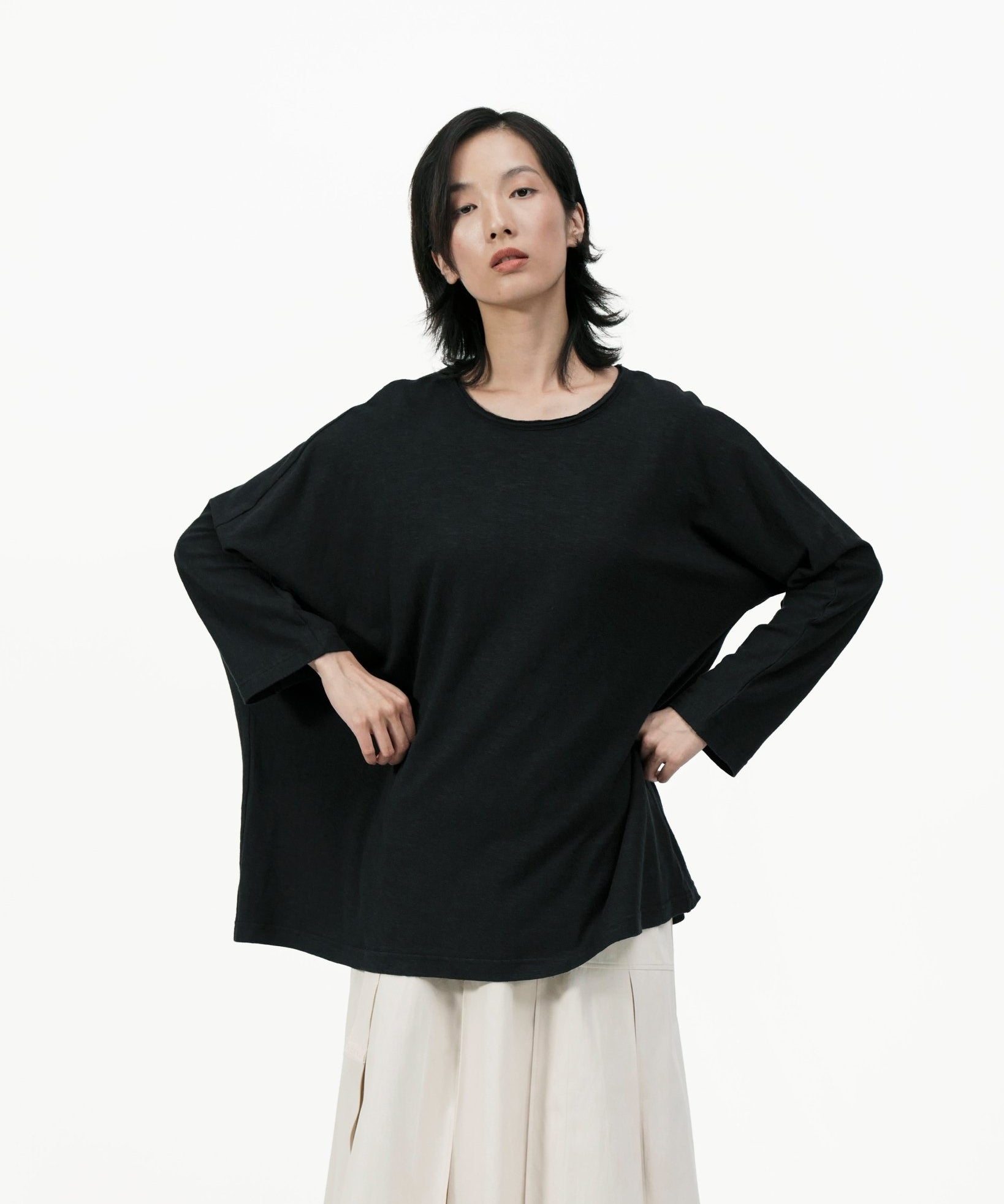 Offset Drape Pullover - Black - G R A Y E