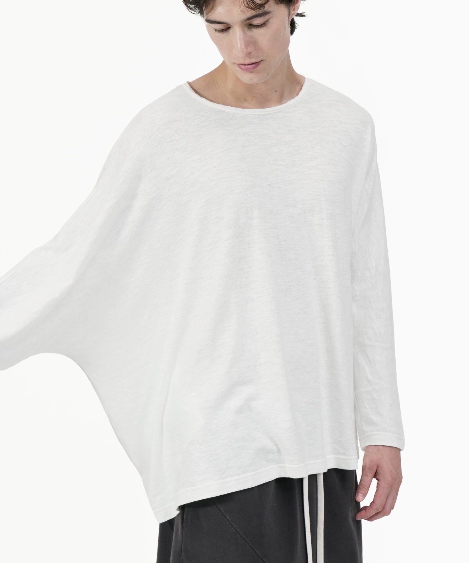 Offset Drape Pullover - White - G R A Y E