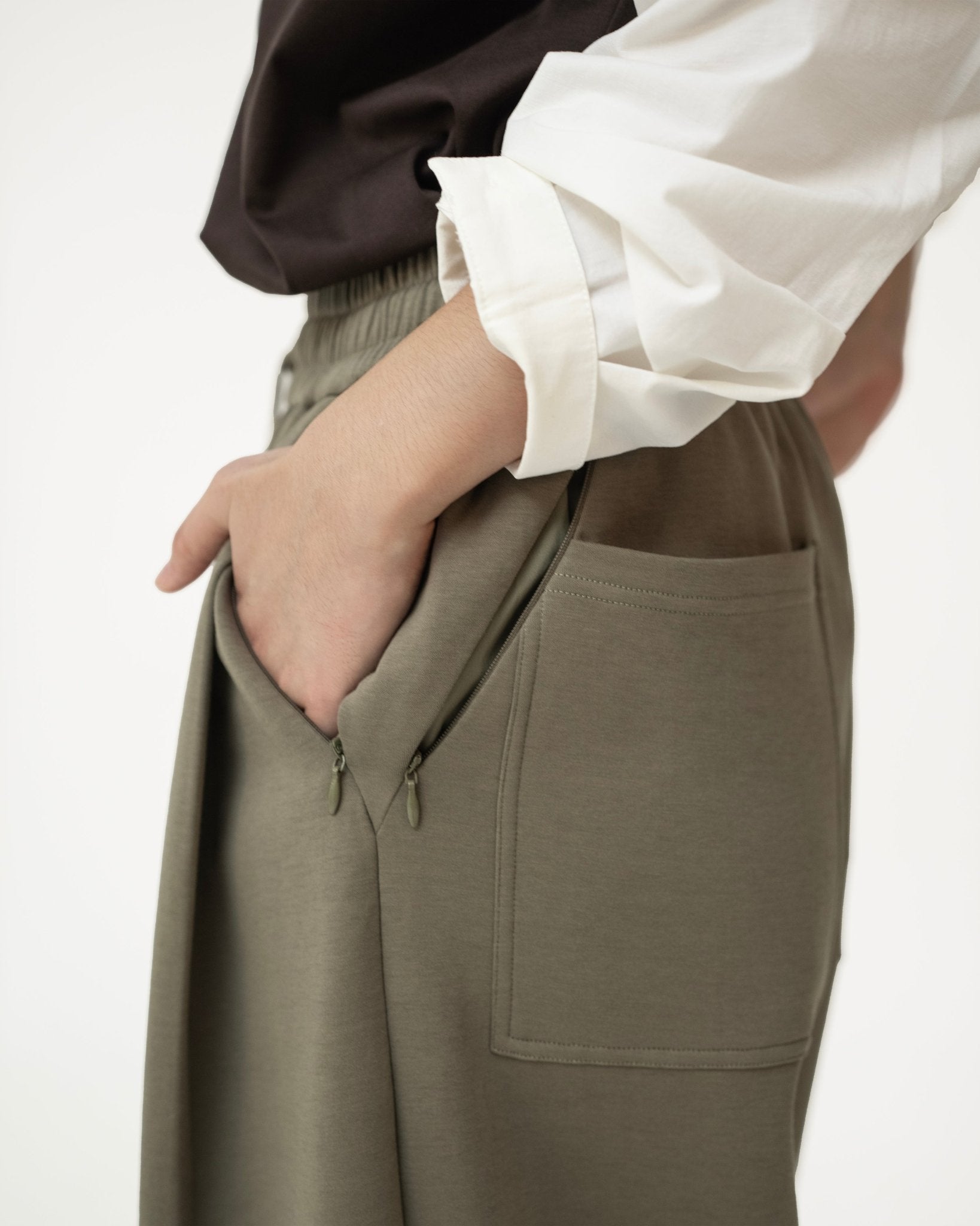 Pleated Sweatpants - Artichoke - G R A Y E