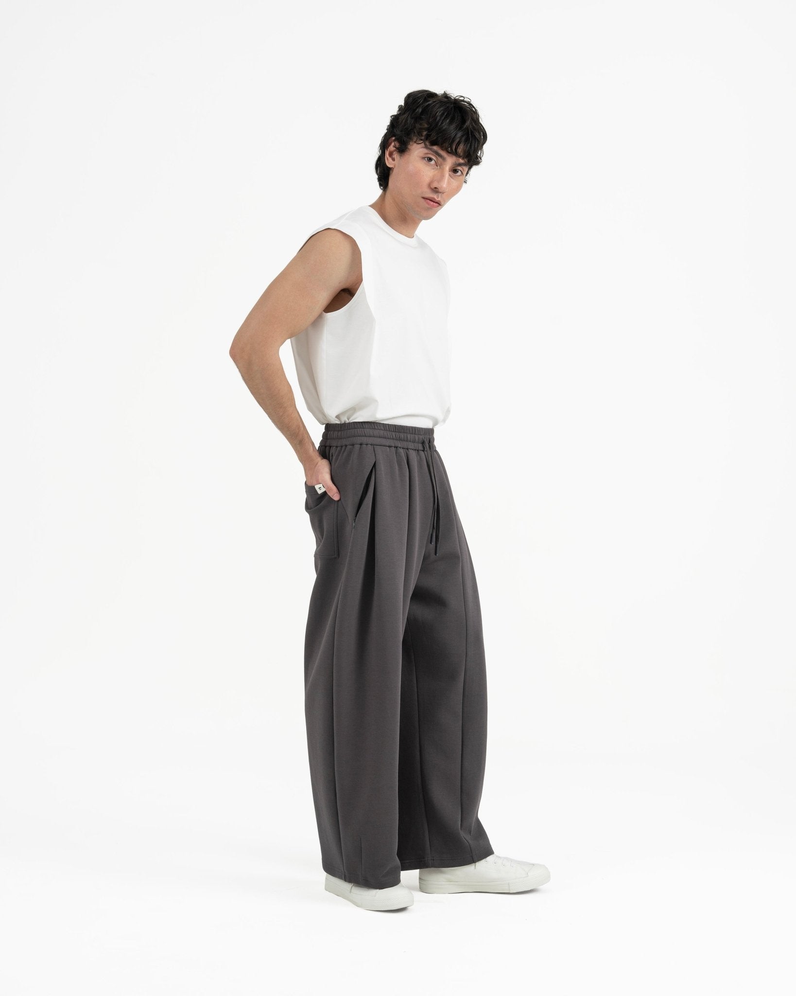 Pleated Sweatpants - Graphite - G R A Y E