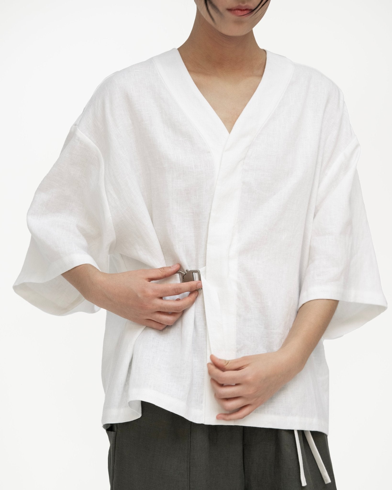 Shōto Baseball Collar Top 2.0 - Pure White - G R A Y E