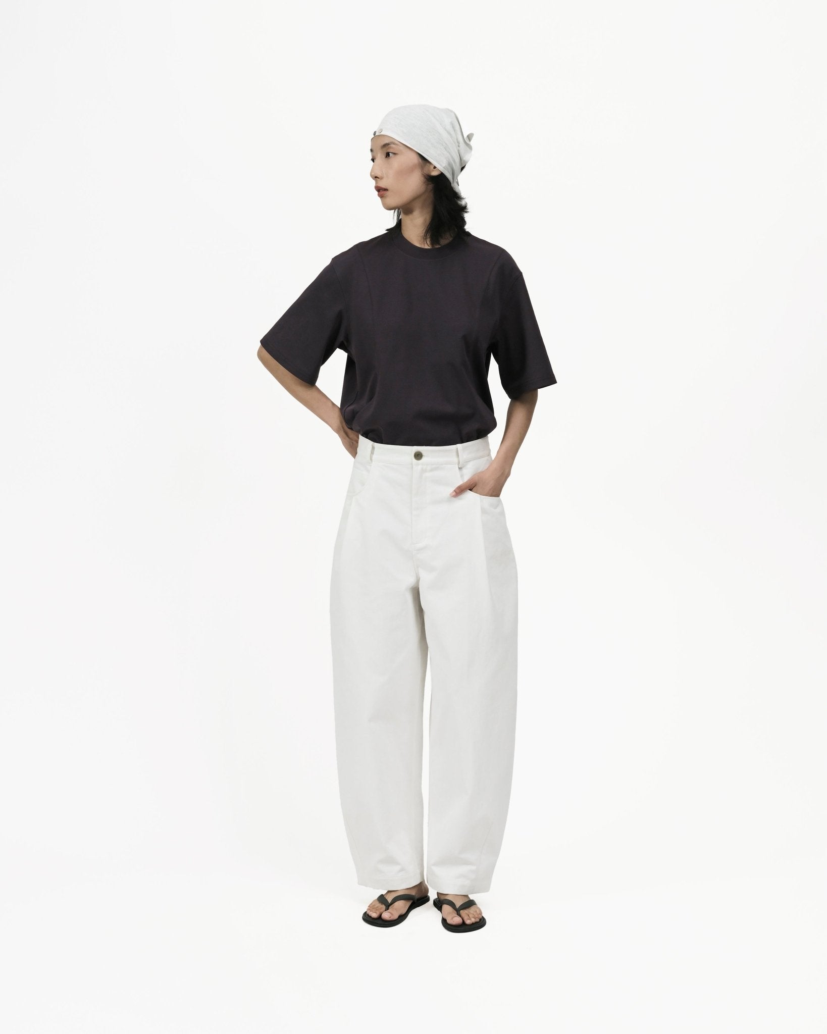 Soft Arc Chino - Off White - G R A Y E