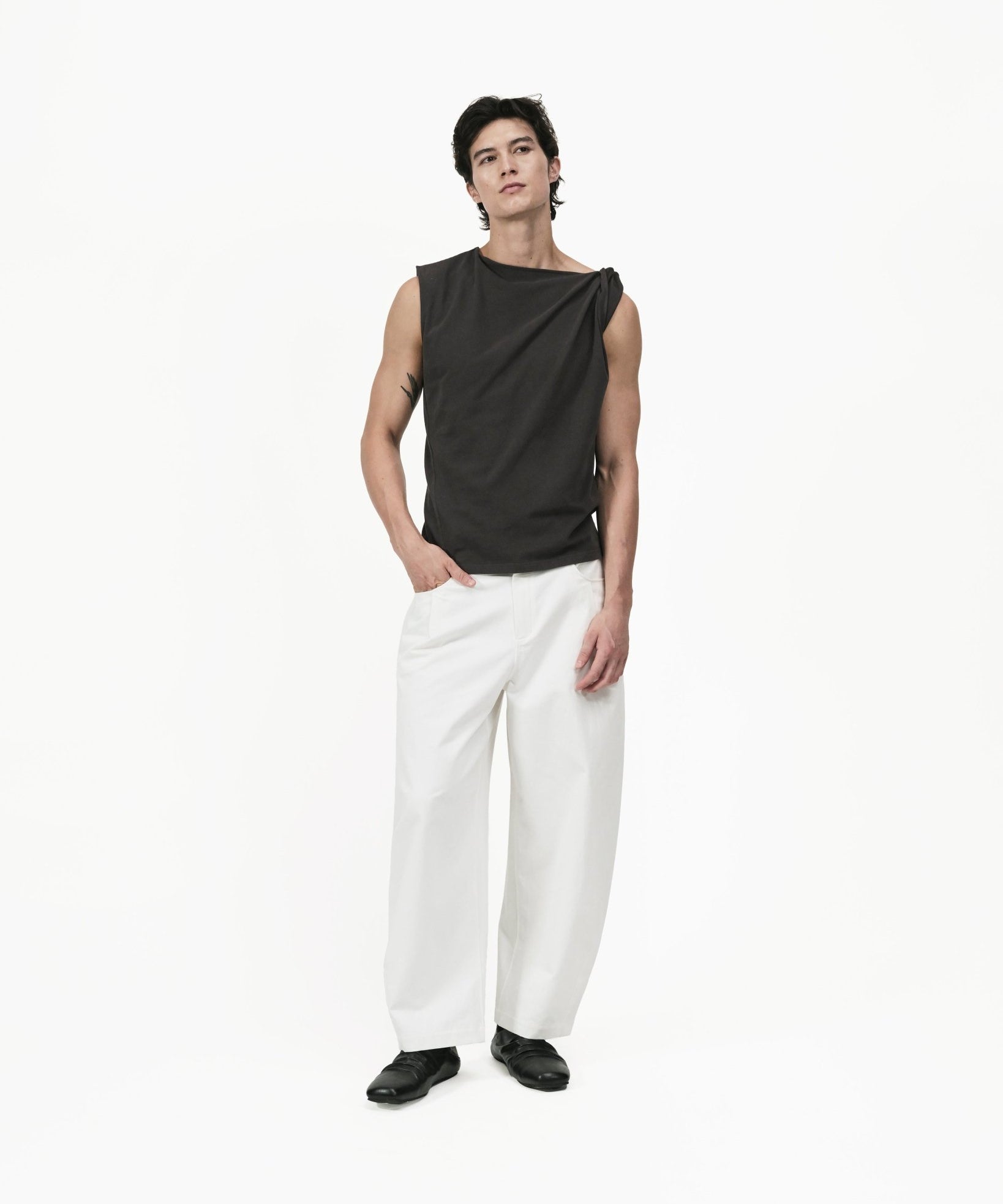 Twisted Knit Top - Charcoal - G R A Y E