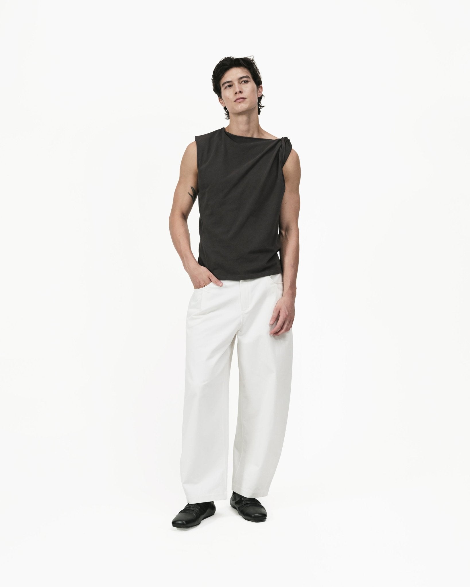 Twisted Knit Top - Charcoal - G R A Y E