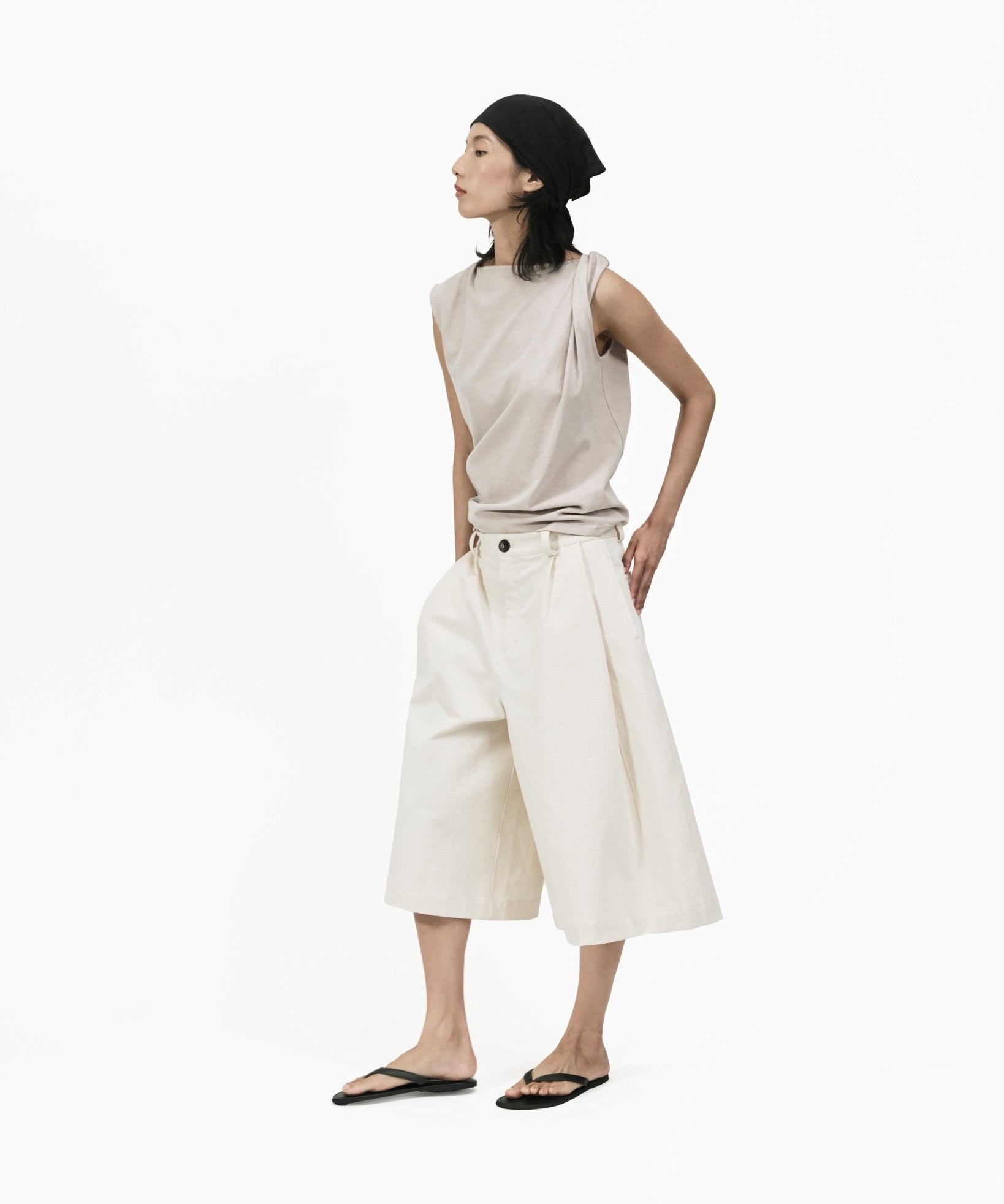 Twisted Knit Top - Mushroom - G R A Y E