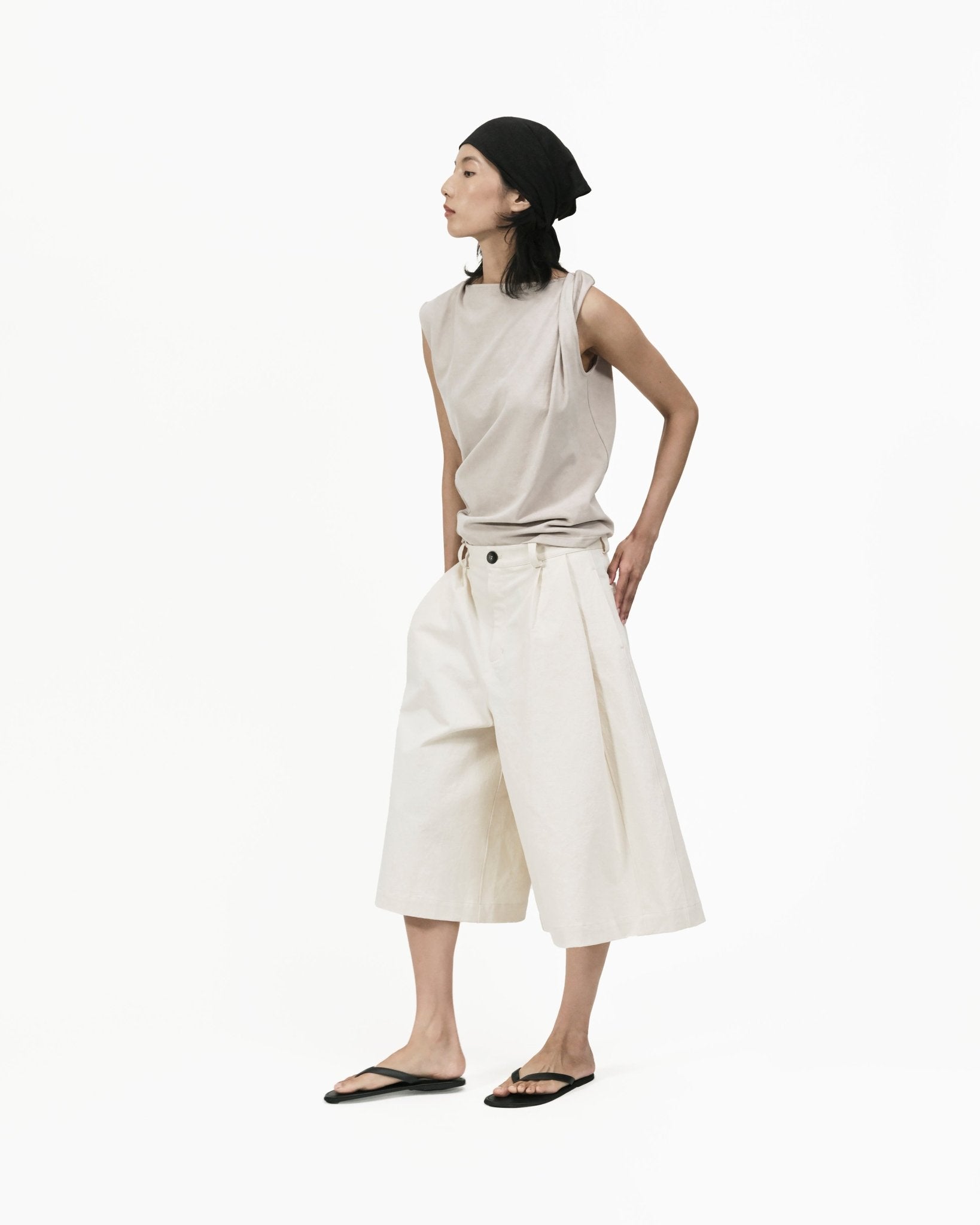 Twisted Knit Top - Mushroom - G R A Y E