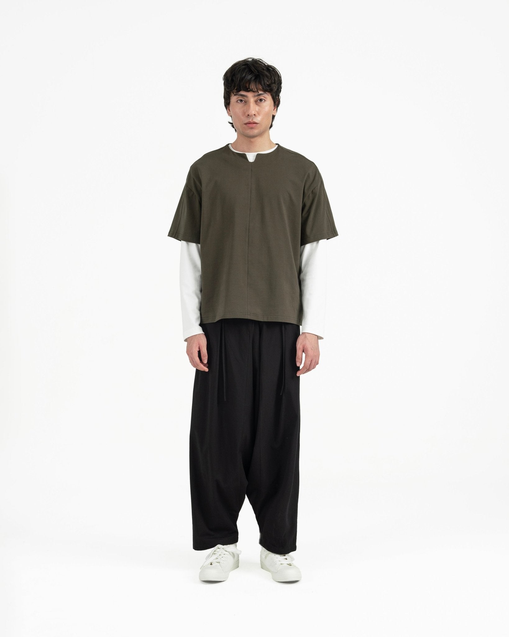 V Placket Tee 2.0 - Olive - G R A Y E