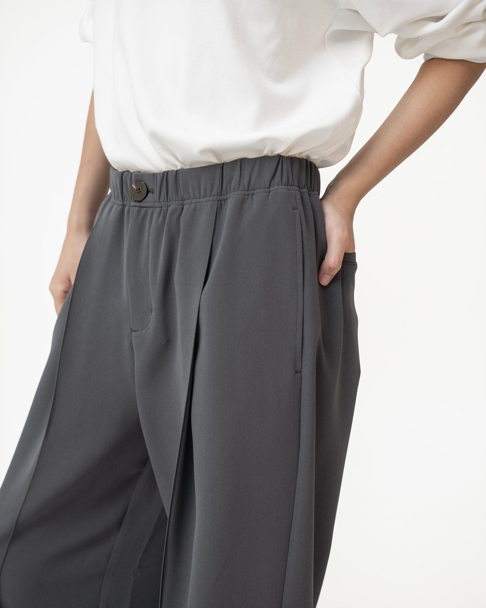 Wayfarer Tailored Pants - Fog Gray - G R A Y E
