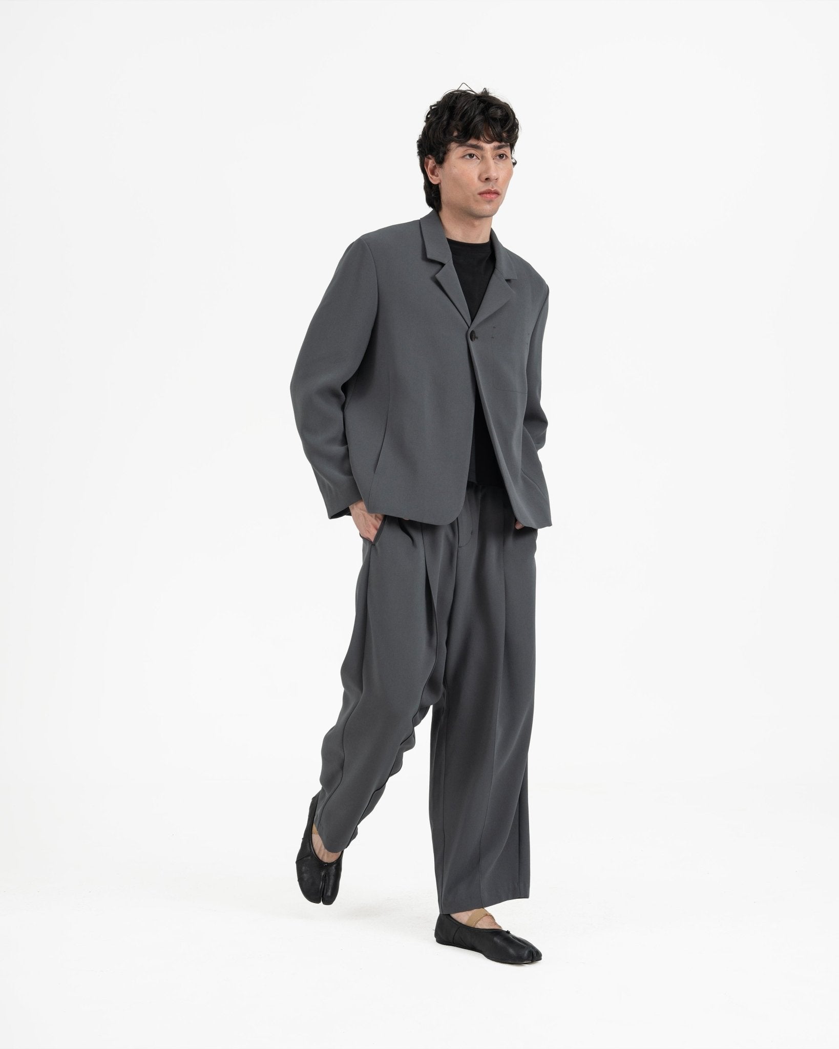 Wayfarer Travel Blazer - Fog Gray - G R A Y E