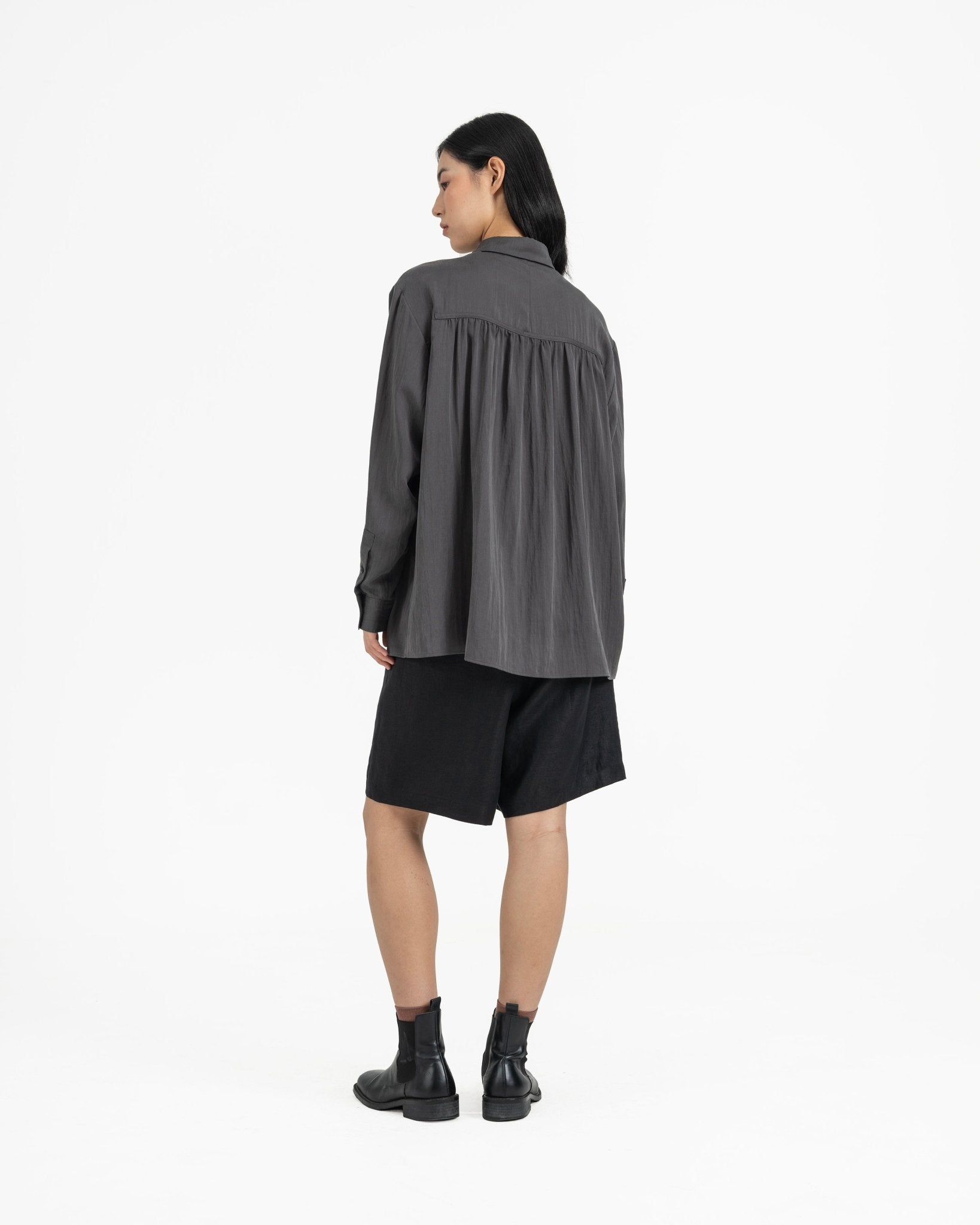 Willow Button Shirt - Hale Navy - G R A Y E