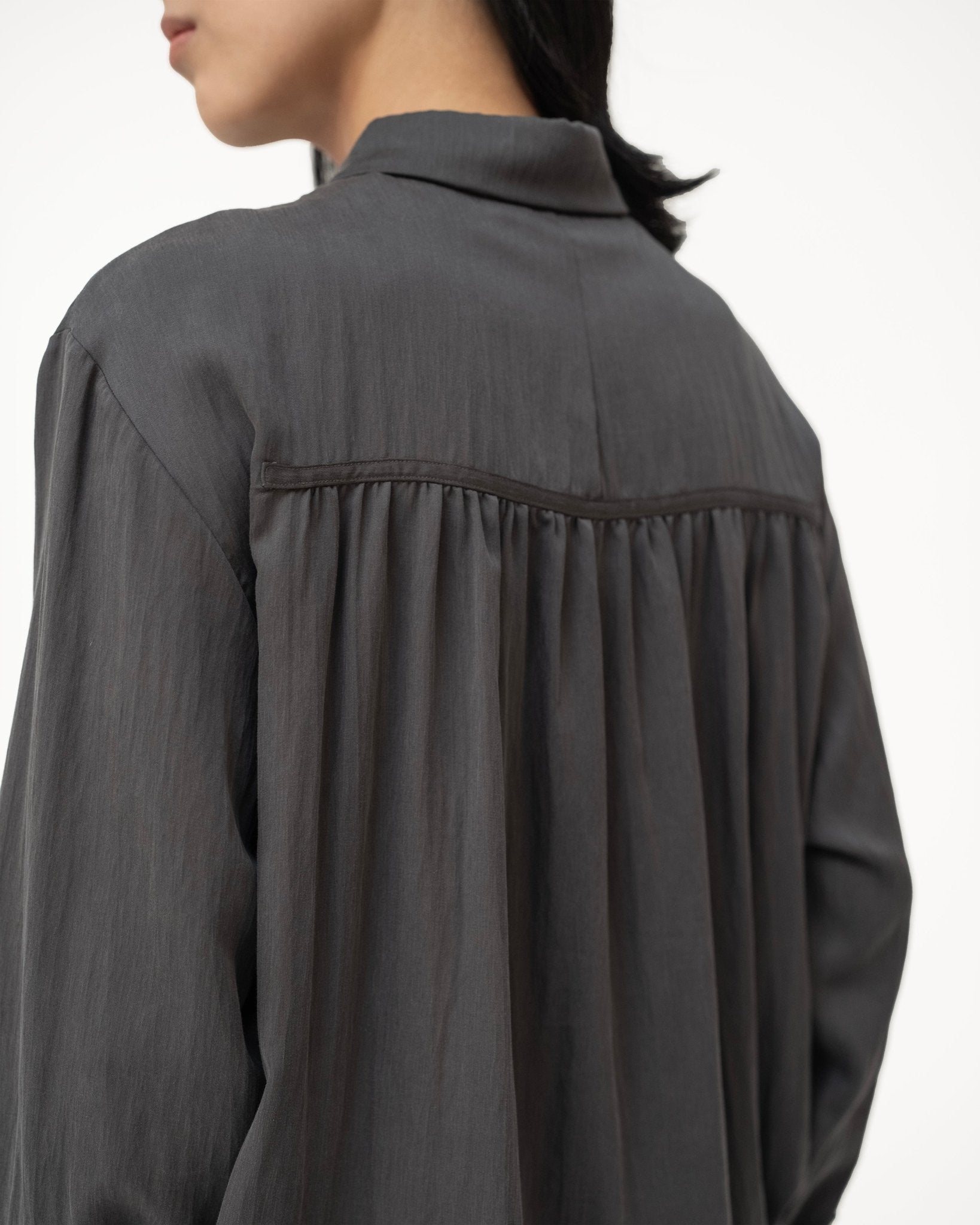 Willow Button Shirt - Hale Navy - G R A Y E