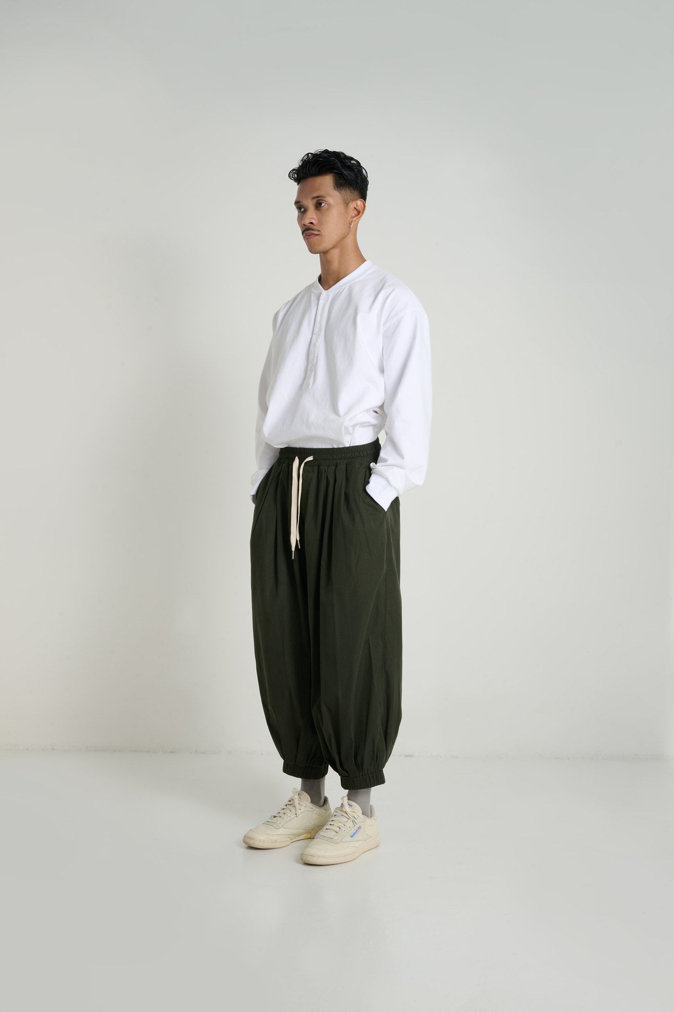 Relaxed Elasticated Trousers - Light Blue – G R A Y E