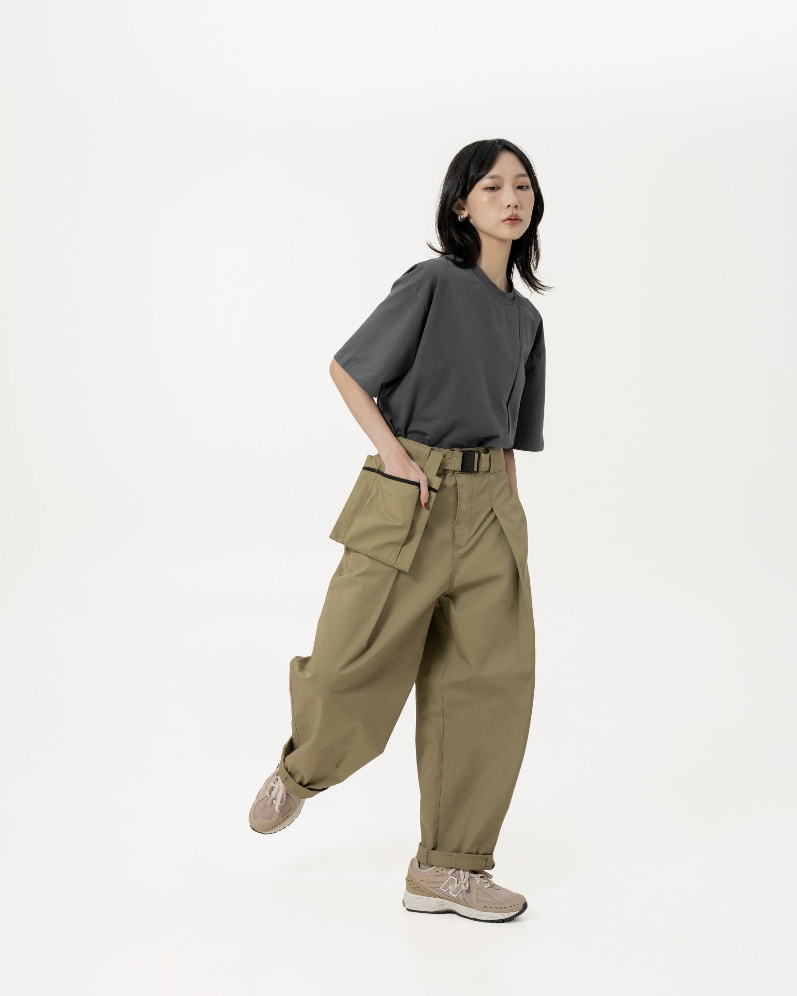 Belted Bag Trousers - Khaki - G R A Y E