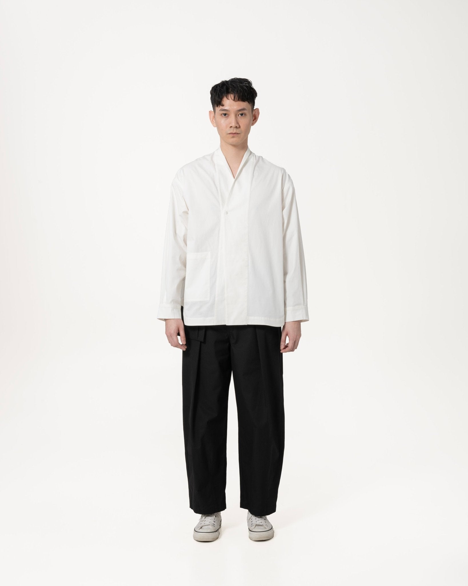 High Collar Shān - White - G R A Y E