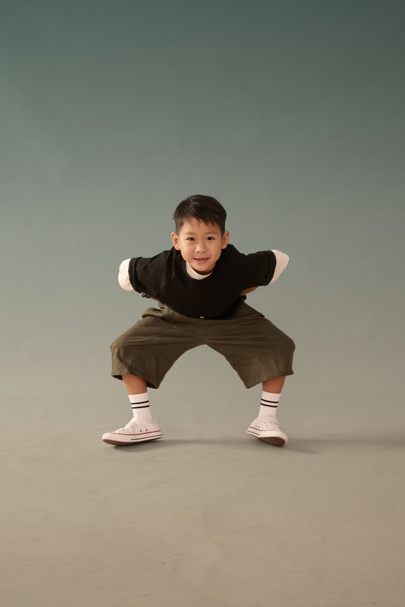 Kid's Linen Pants - Olive Green - G R A Y E