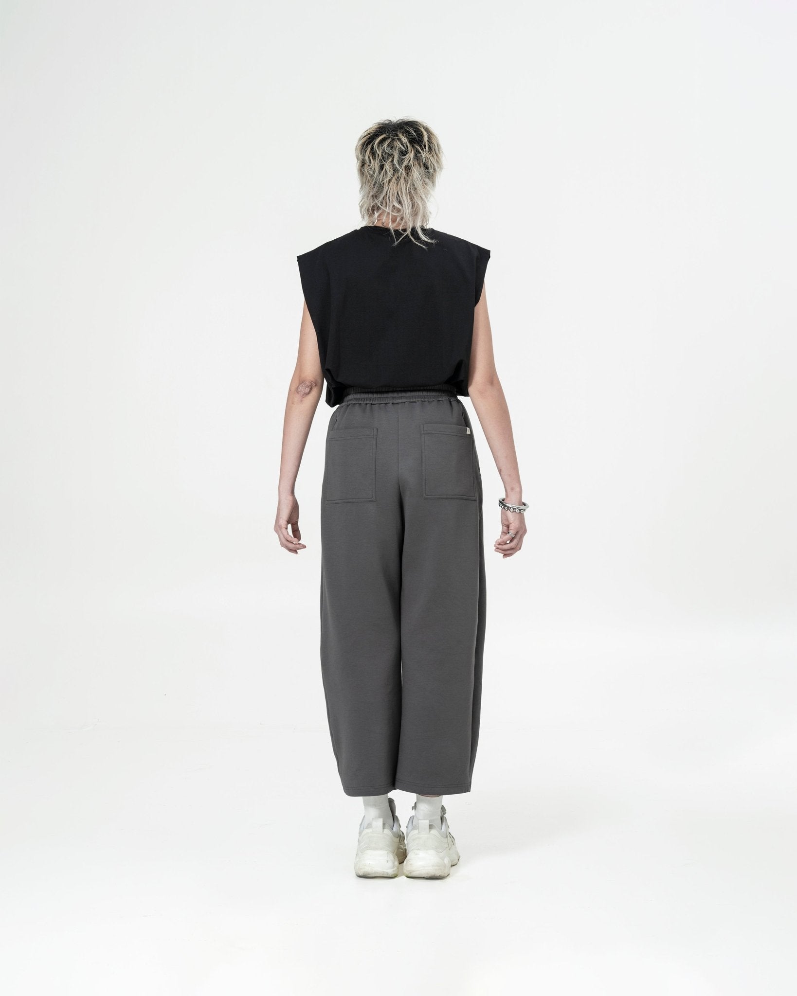 Pleated Sweatpants - Graphite - G R A Y E