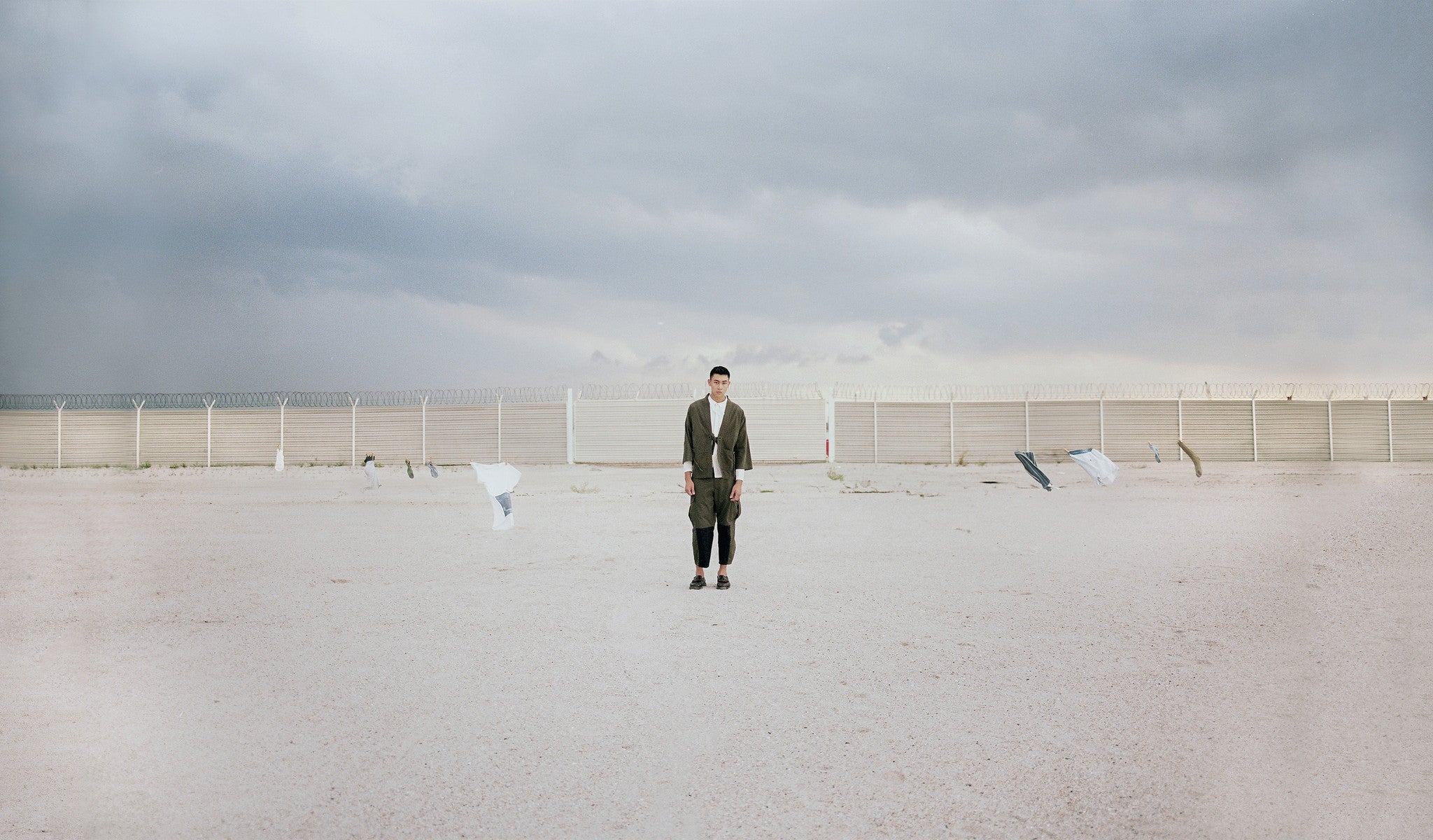 CHAPTER 1 - G R A Y E