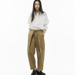 Adjustable Pleated Trousers 2.0 - Khaki - G R A Y E