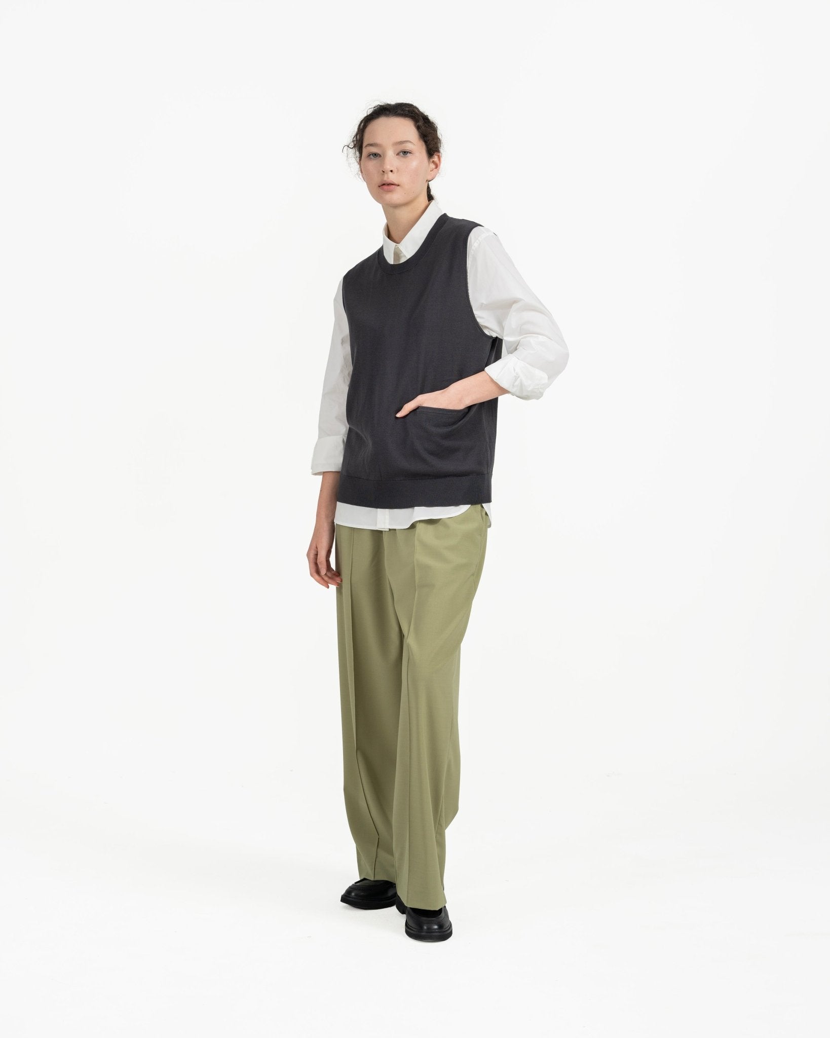 Aircozy Knit Vest - Gray - G R A Y E
