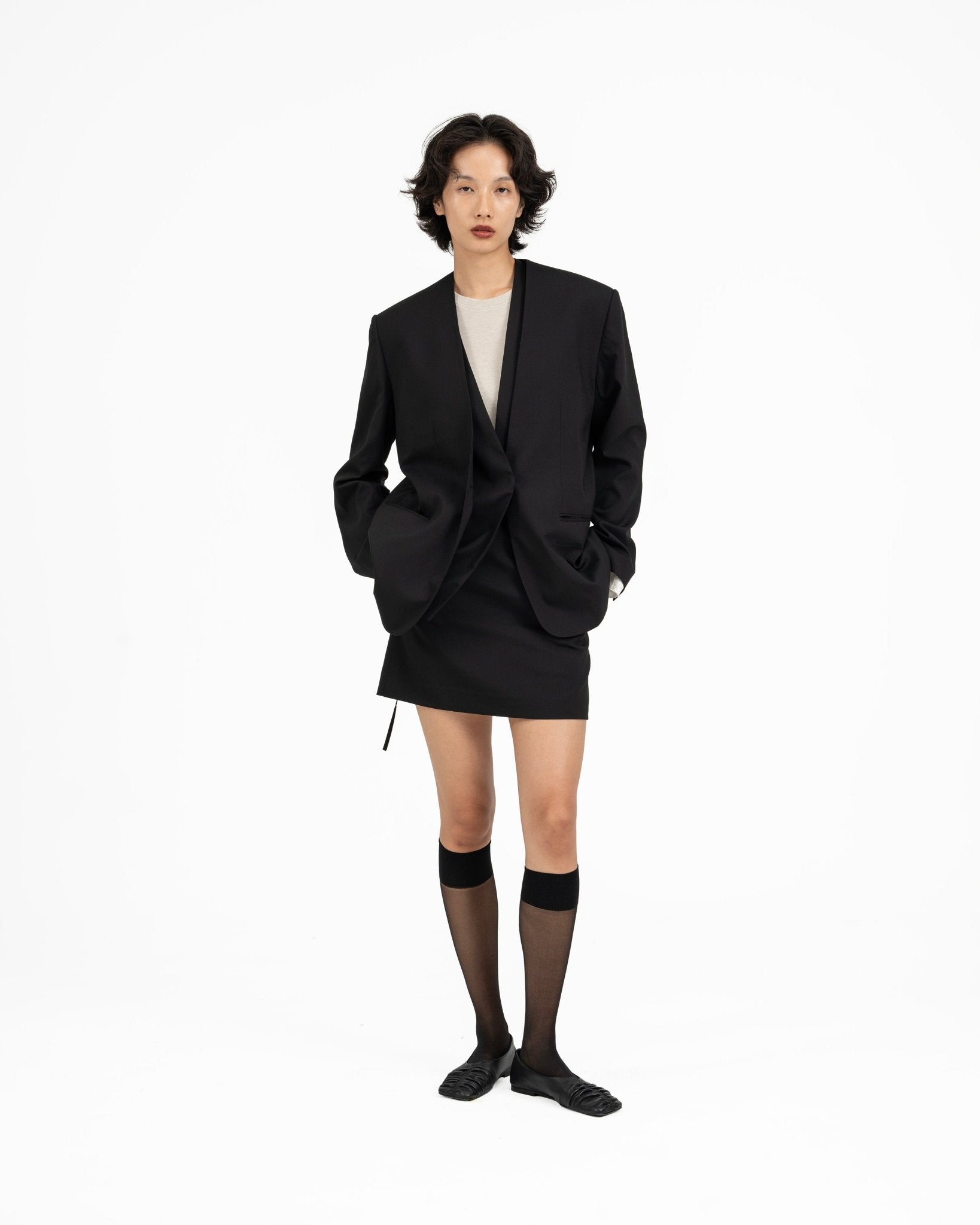 Collarless Wool Blazer - G R A Y E