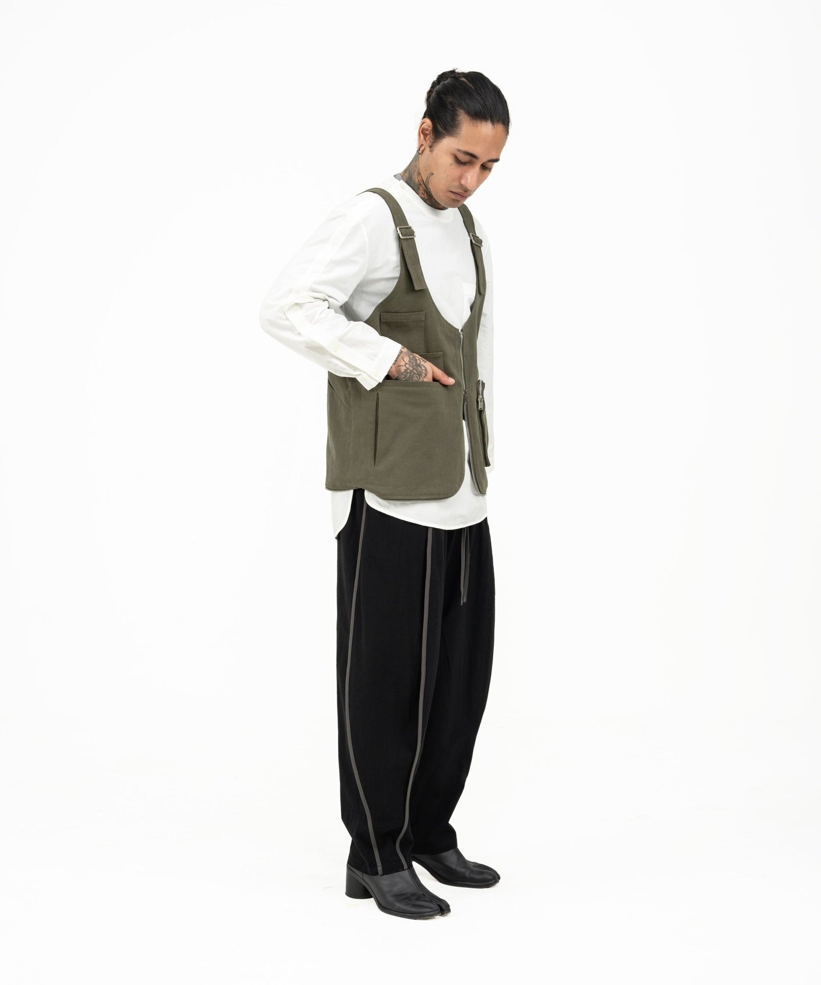 [COMING SOON] Vest Tote 3.0 - Olive - G R A Y E