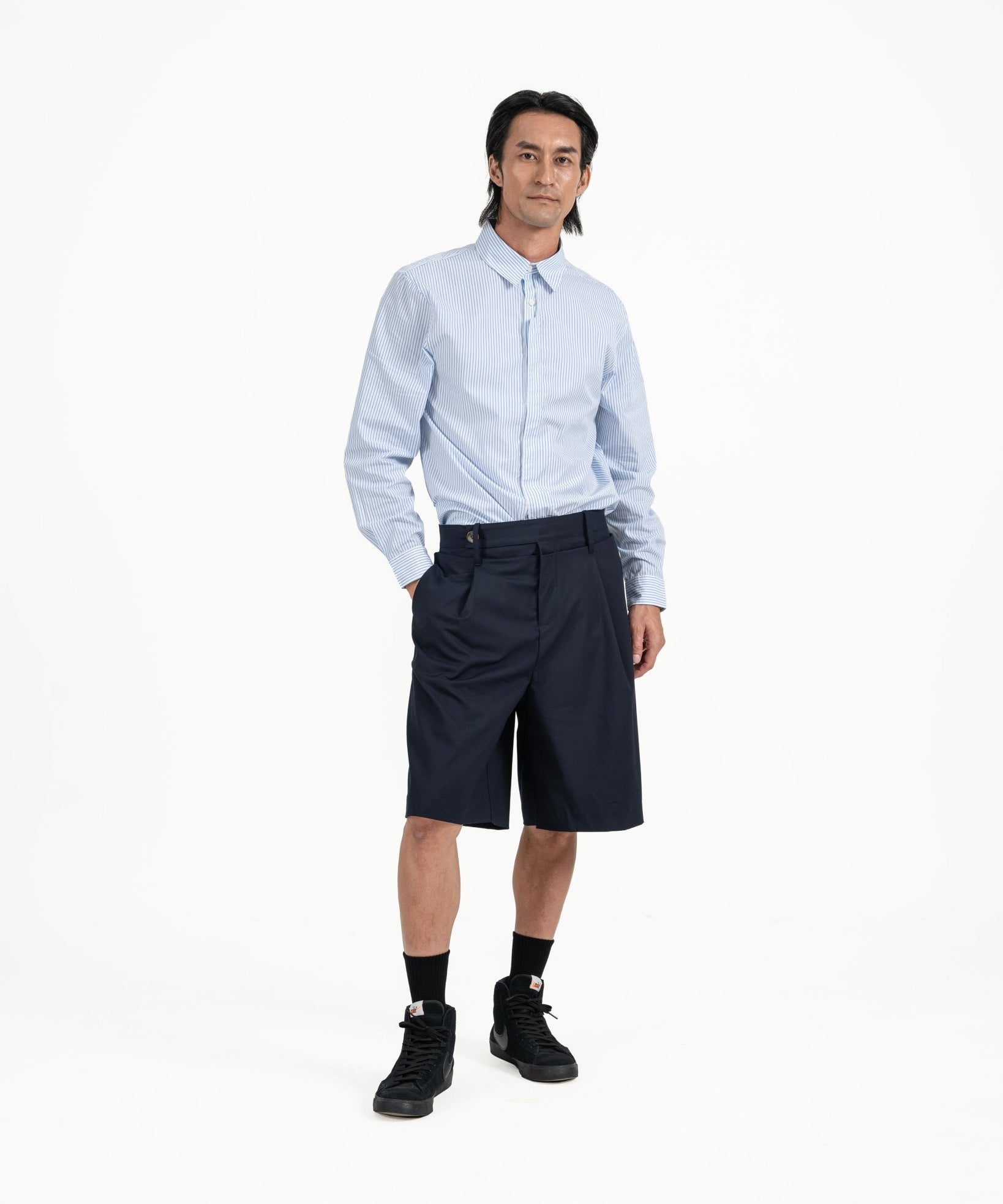 Double Waist Tailored Shorts - Navy - G R A Y E
