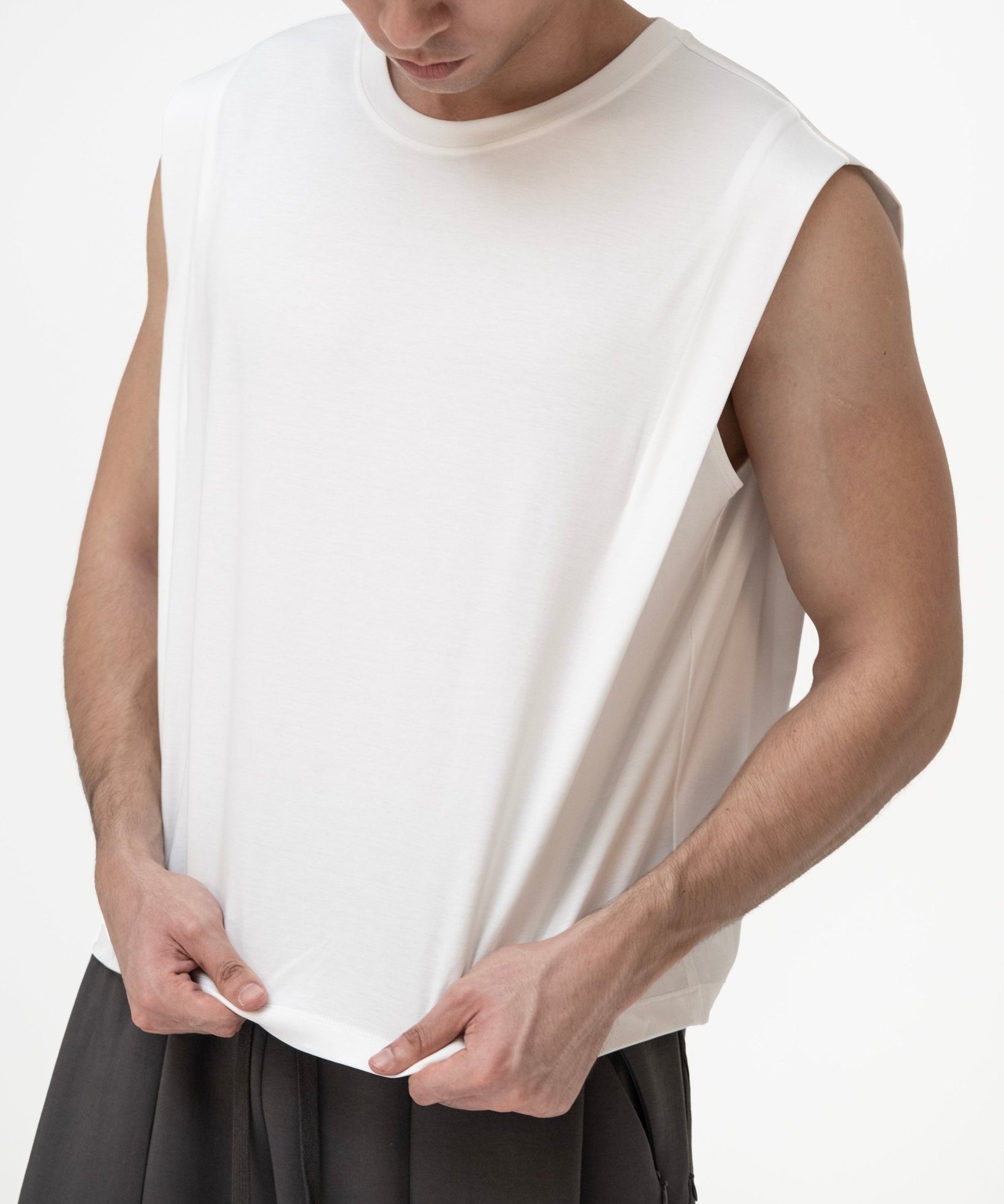 Frame Tank - Off White - G R A Y E