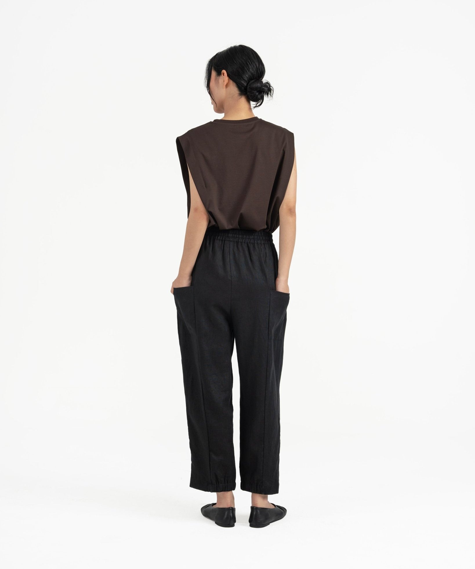 Journeyman Linen Pants - Black - G R A Y E