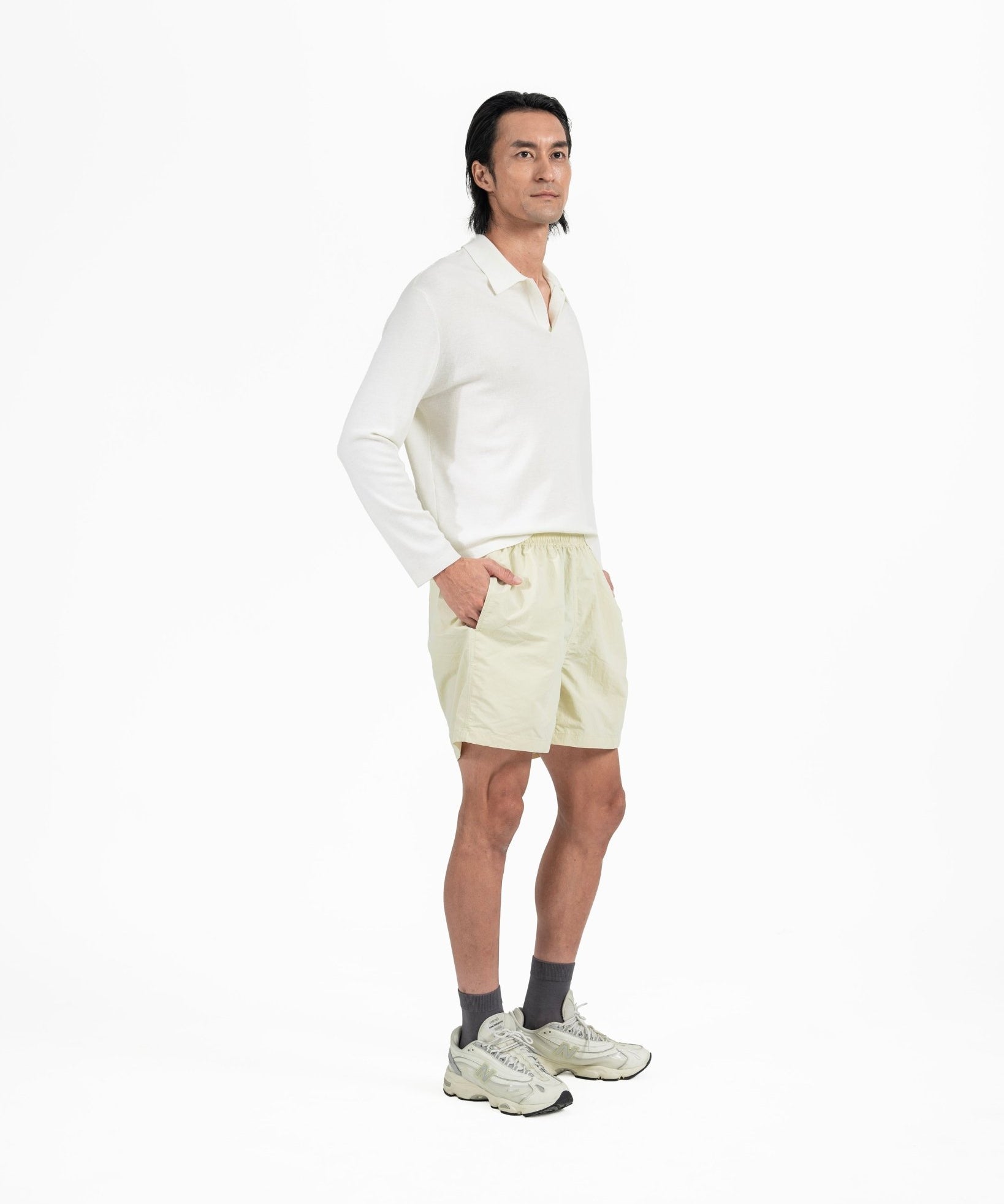 Play Shorts - Cream - G R A Y E