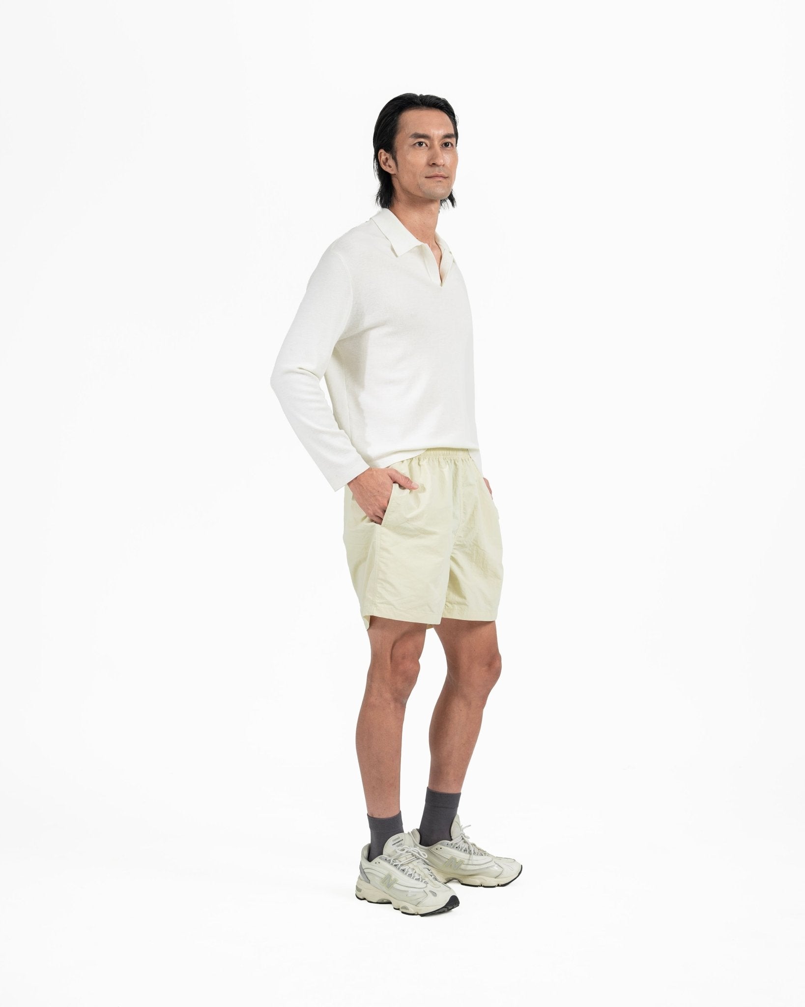 Play Shorts - Cream - G R A Y E