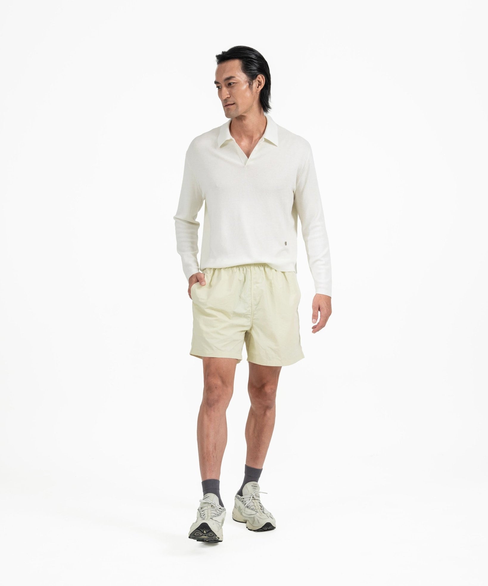 Play Shorts - Cream - G R A Y E