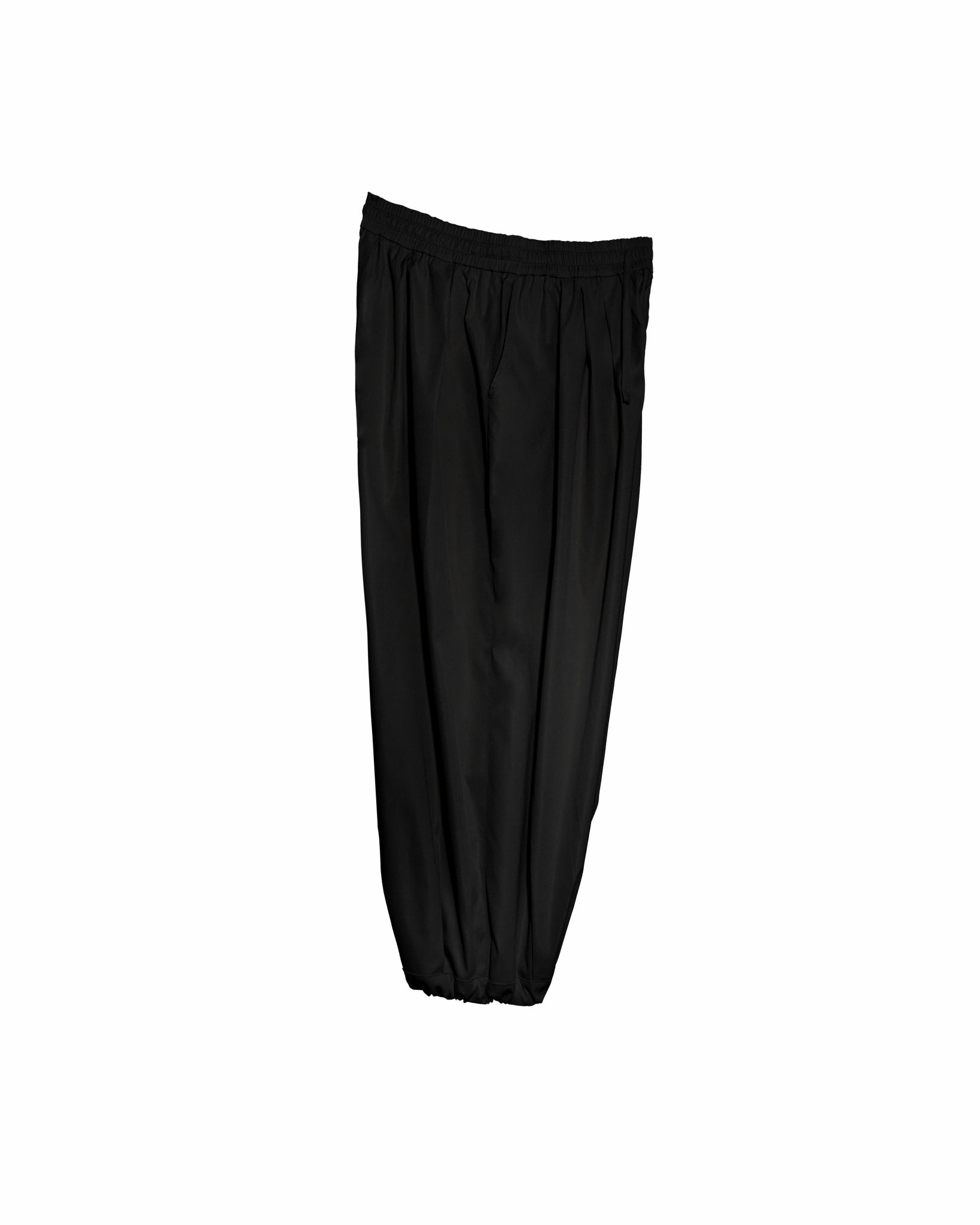 Pleated Balloon Jogger 2.0 - Black - G R A Y E
