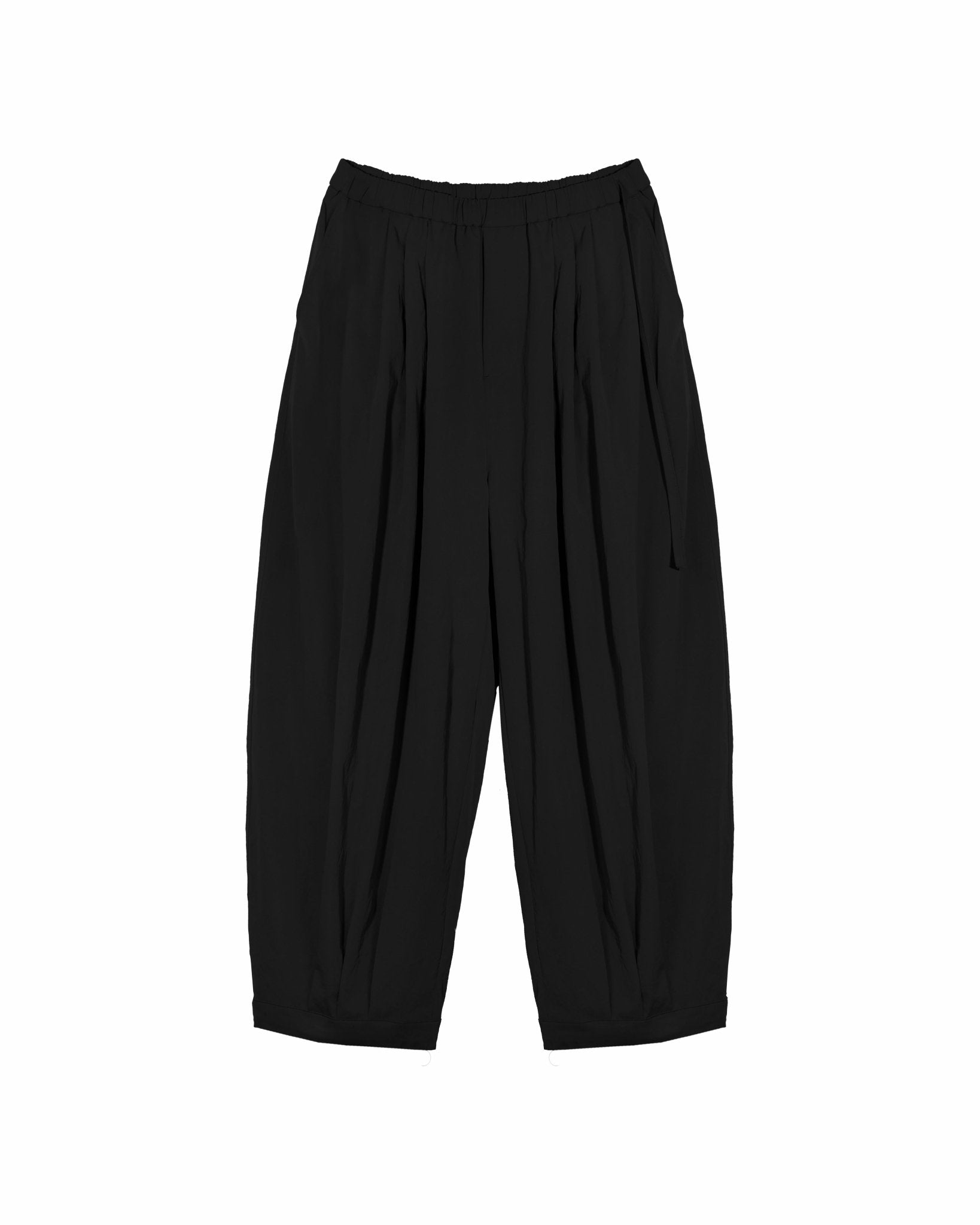 Pleated Balloon Jogger 3.0 - Black - G R A Y E