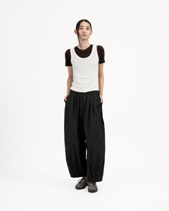 Pleated Balloon Jogger 3.0 - Black - G R A Y E
