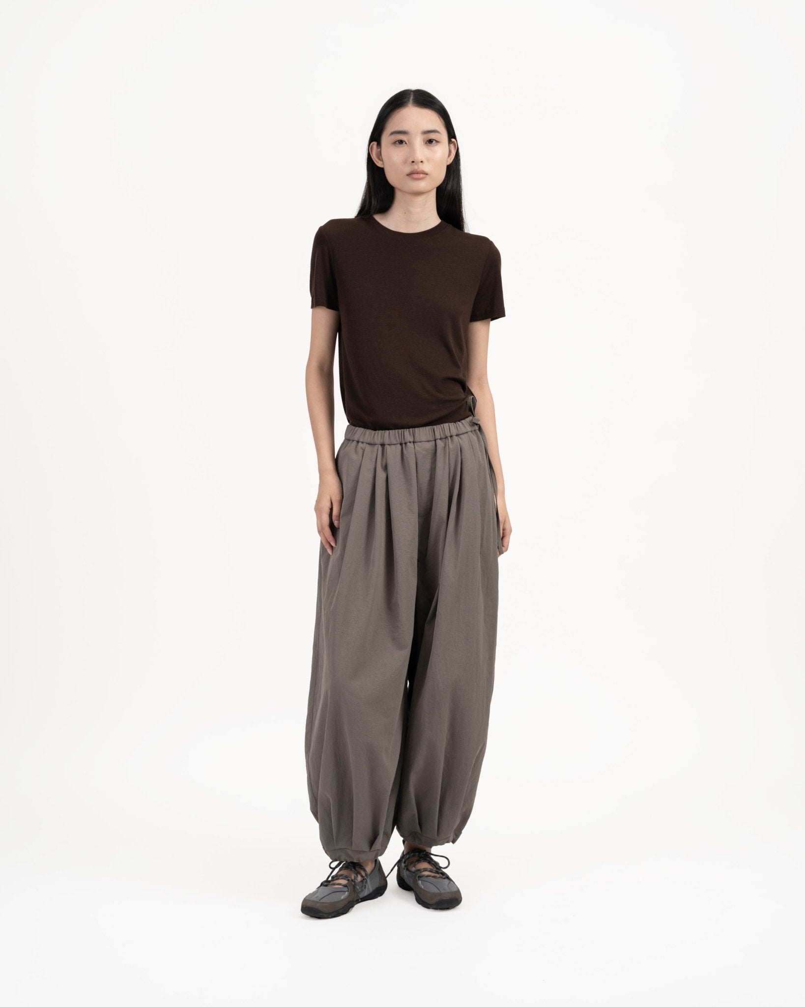 Pleated Balloon Jogger 3.0 - Gray - G R A Y E