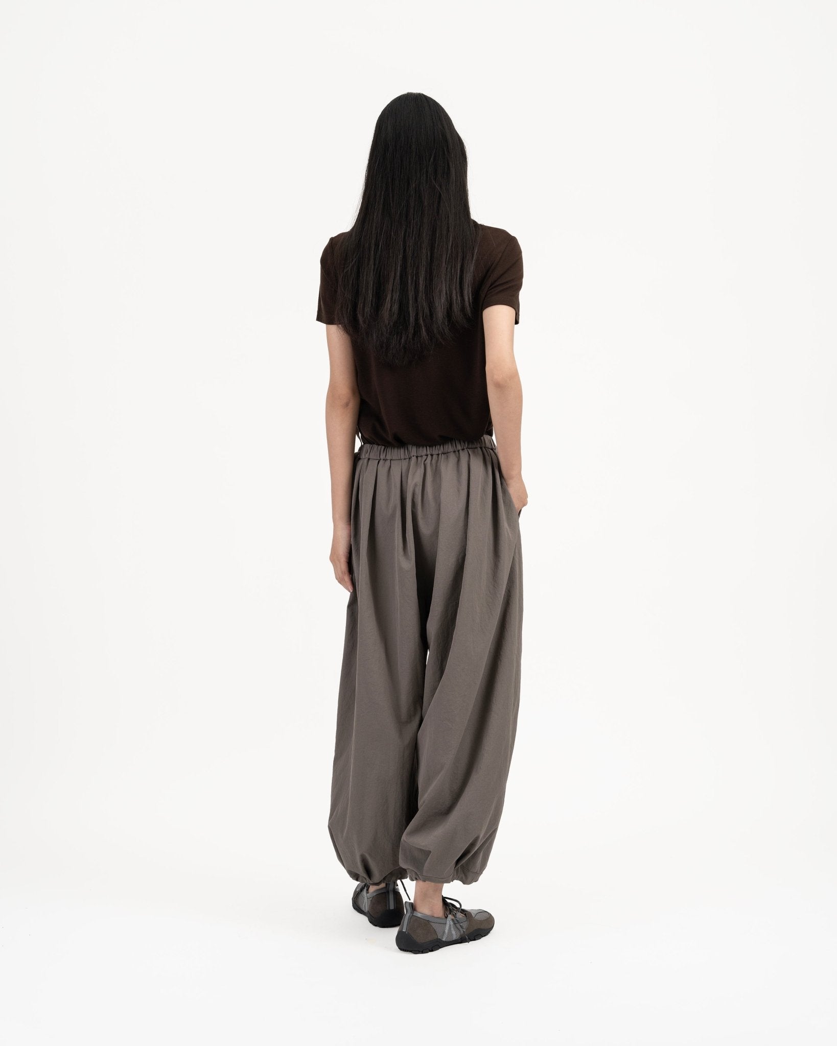 Pleated Balloon Jogger 3.0 - Gray - G R A Y E