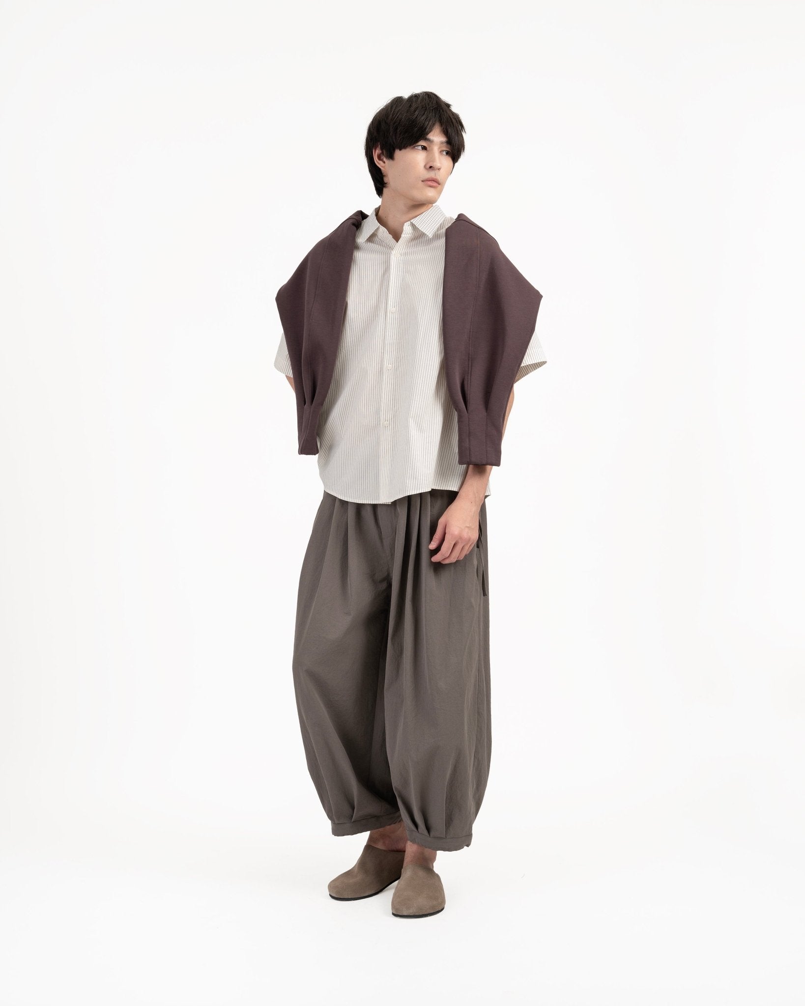 Pleated Balloon Jogger 3.0 - Gray - G R A Y E