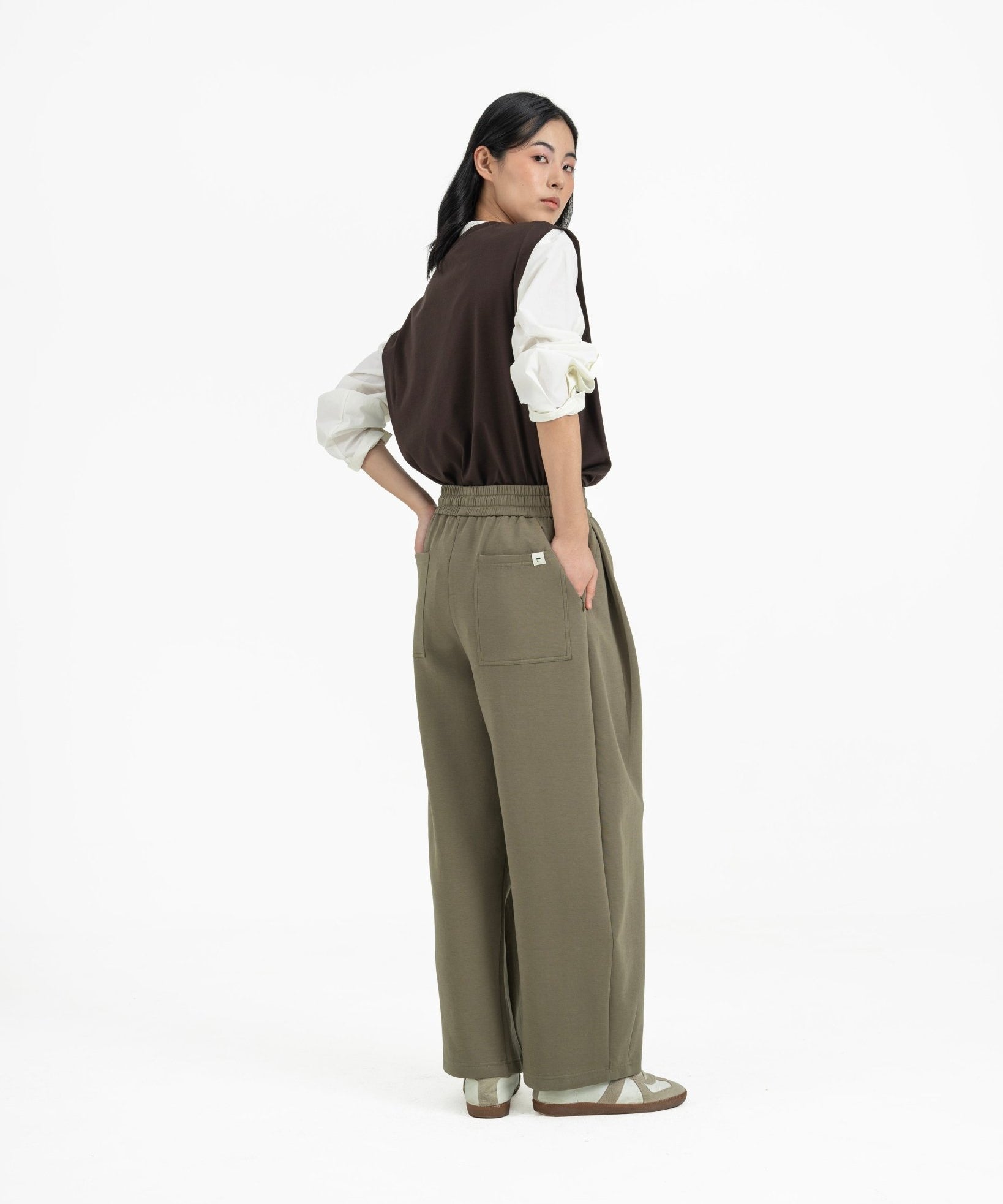 Pleated Sweatpants - Artichoke - G R A Y E