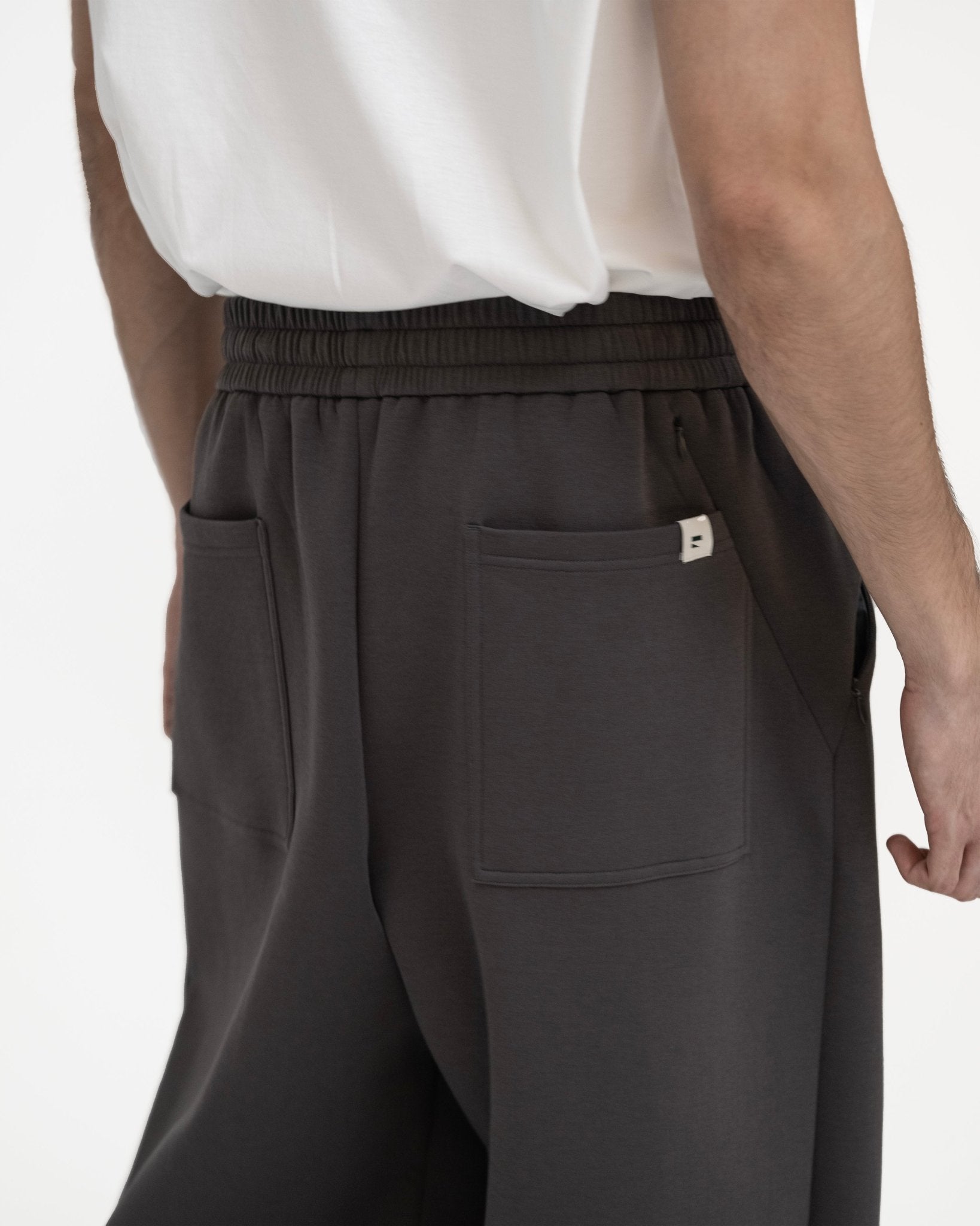 Pleated Sweatpants - Graphite - G R A Y E