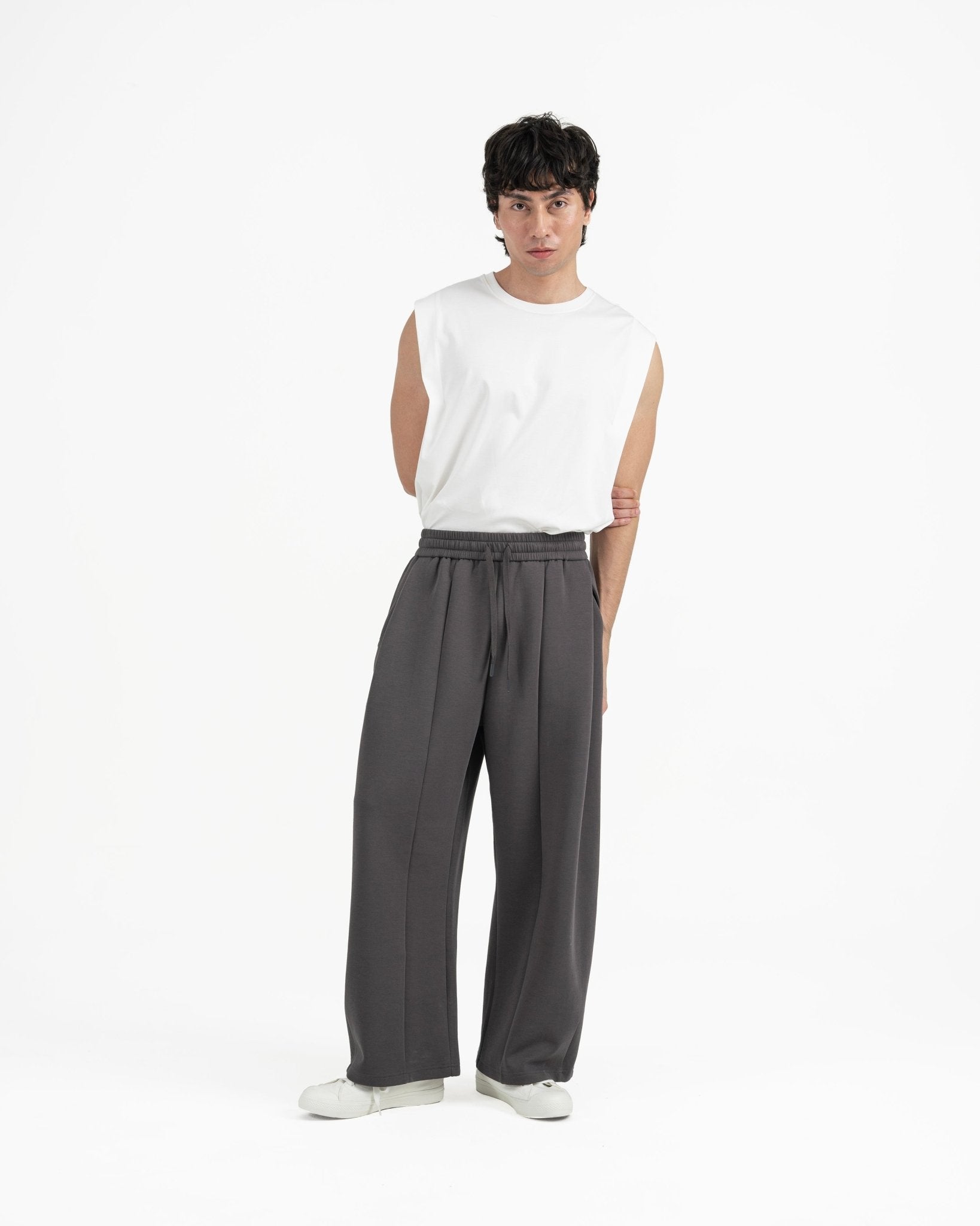Pleated Sweatpants - Graphite - G R A Y E