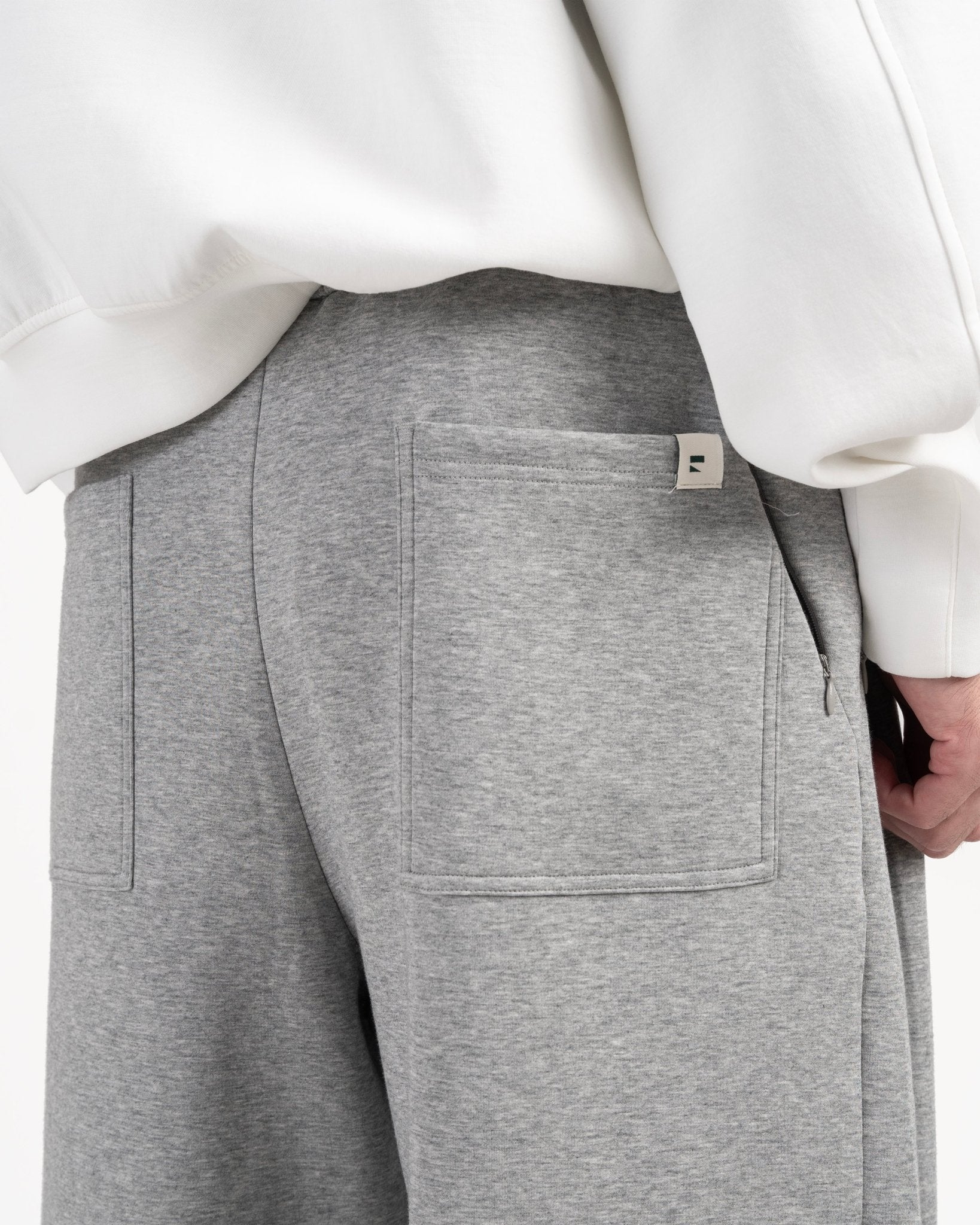 Pleated Sweatpants - Melange Gray - G R A Y E