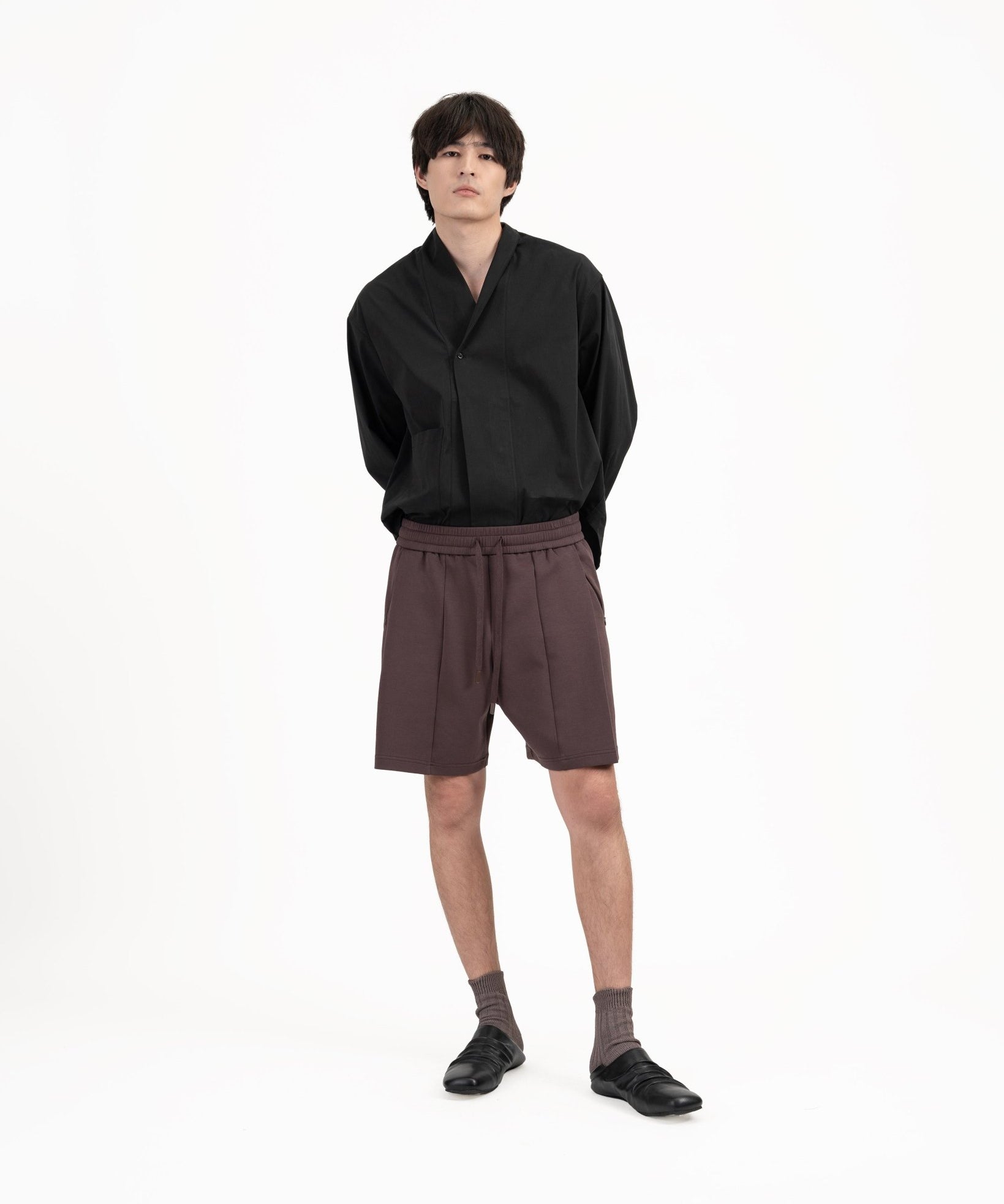 Pleated Sweatshorts - Fig - G R A Y E