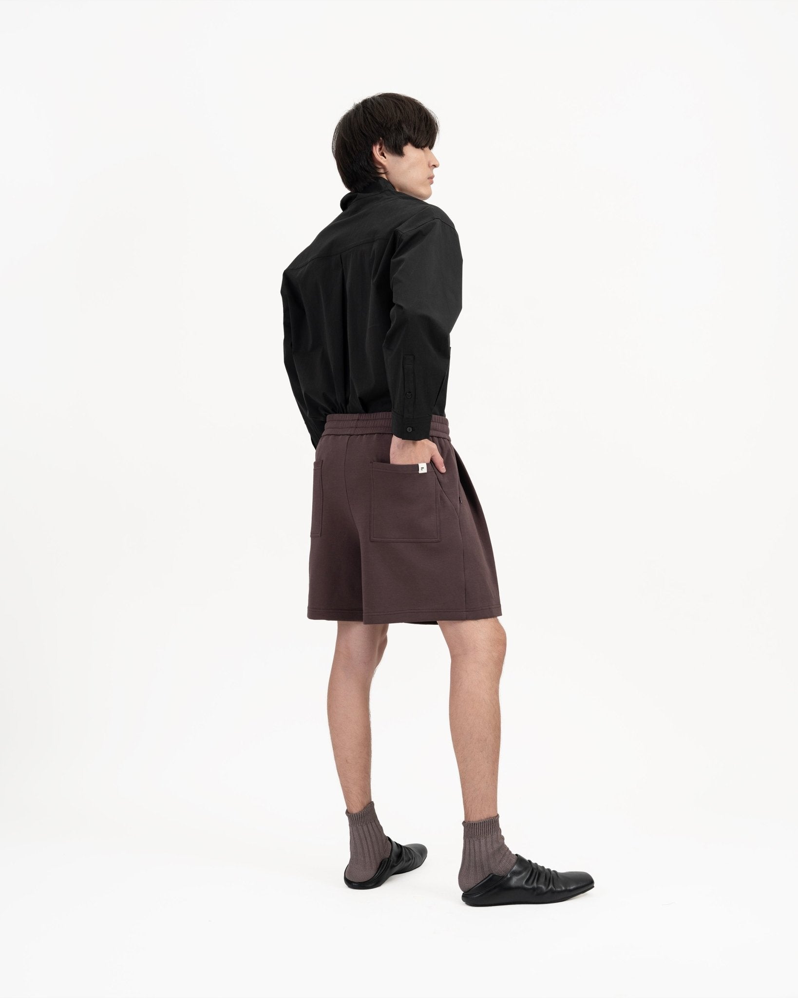 Pleated Sweatshorts - Fig - G R A Y E