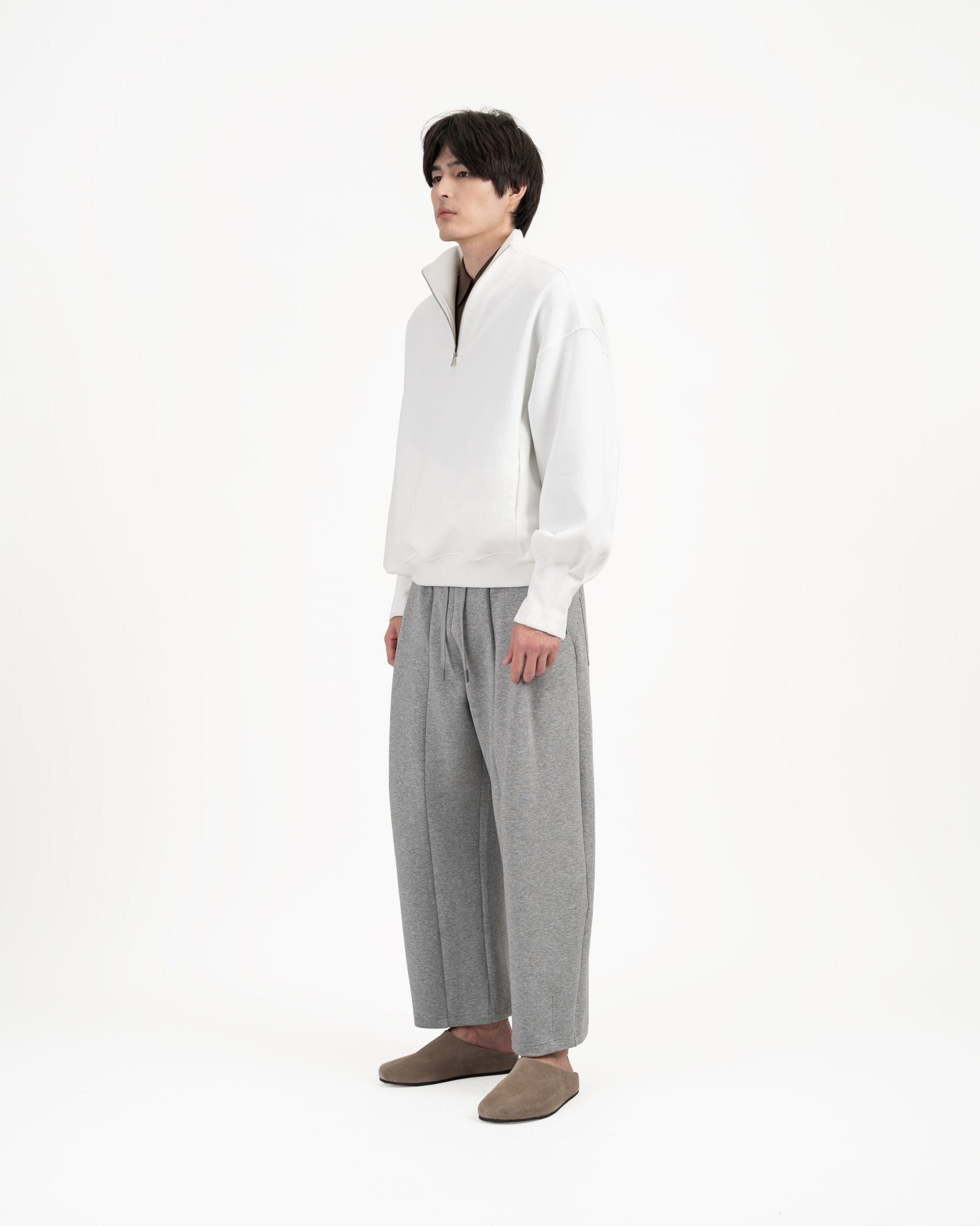Quarter Zip Pullover - White - G R A Y E