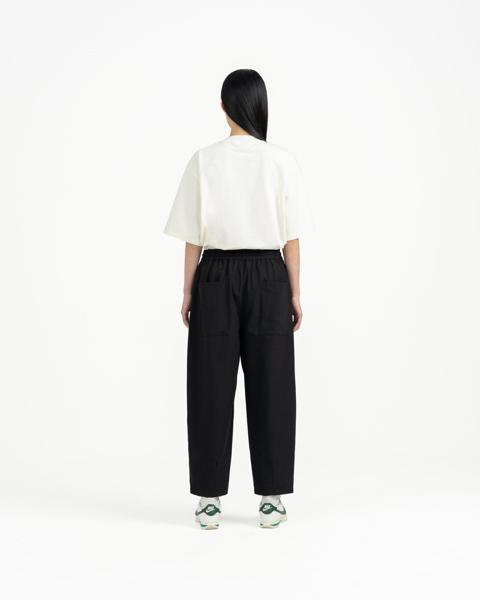Relaxed Elasticated Pants 2.0 - Black - G R A Y E