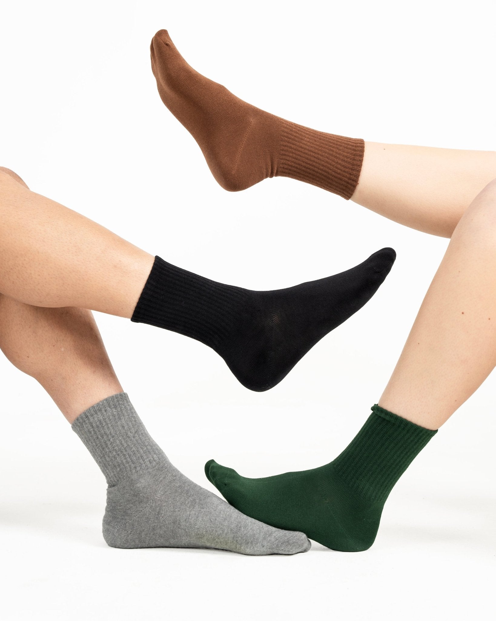 Ribbed Crew Socks - G R A Y E